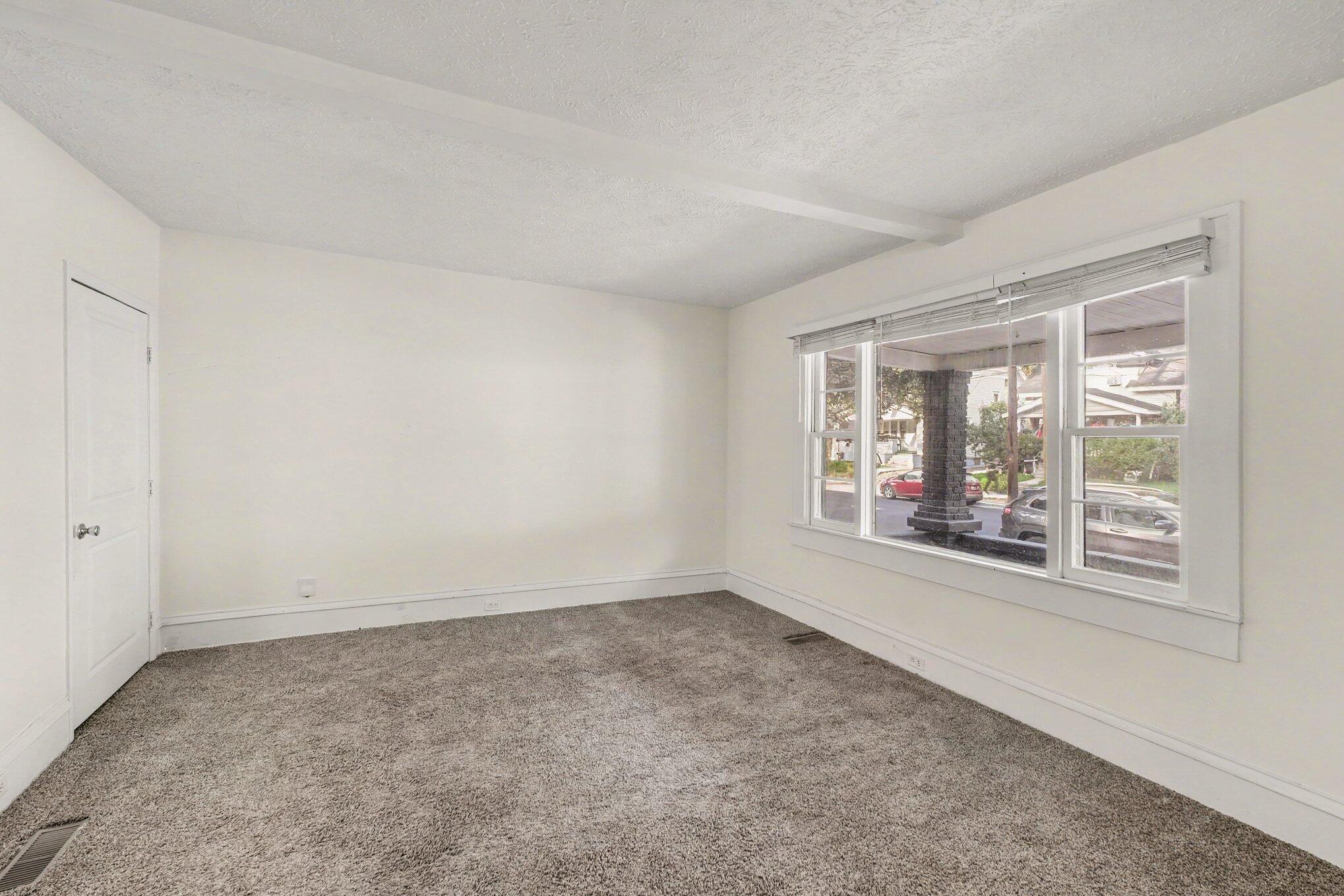 570 Valley Avenue NW Grand Rapids MI 49504