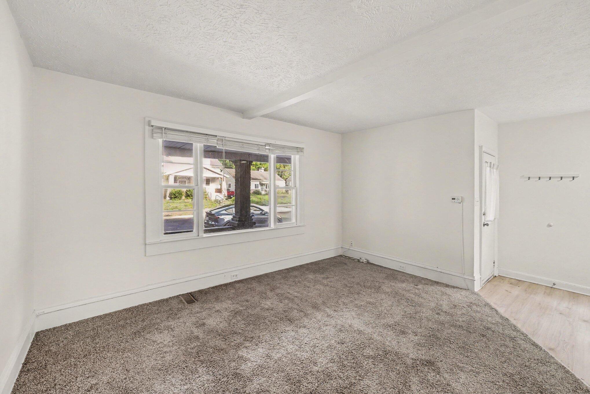 570 Valley Avenue NW Grand Rapids MI 49504