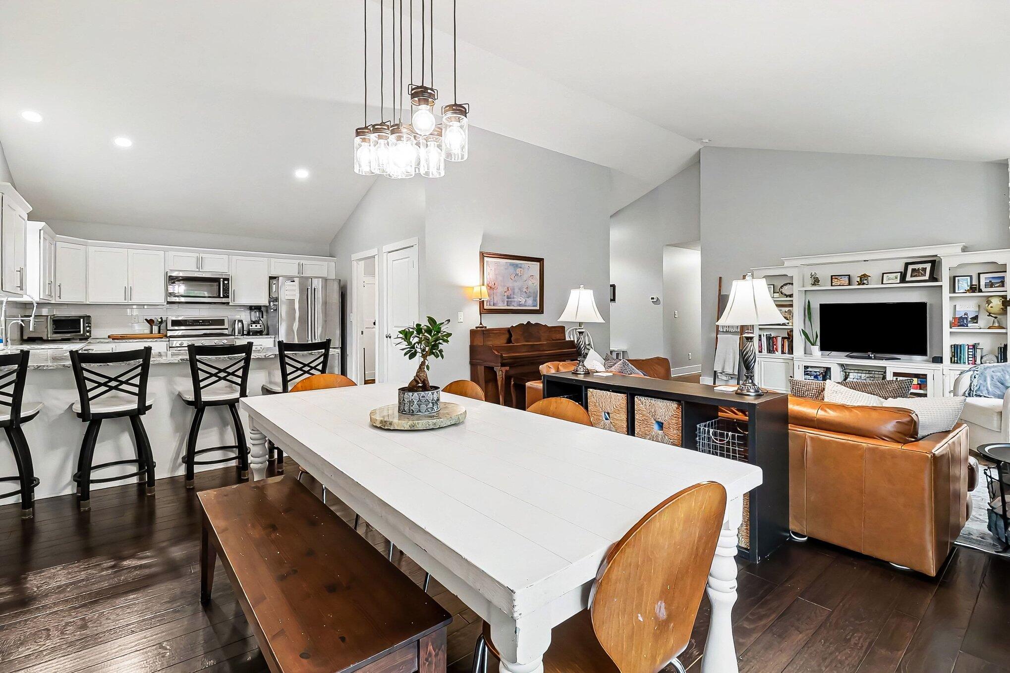 1161 N Hillside Drive Ludington MI 49431