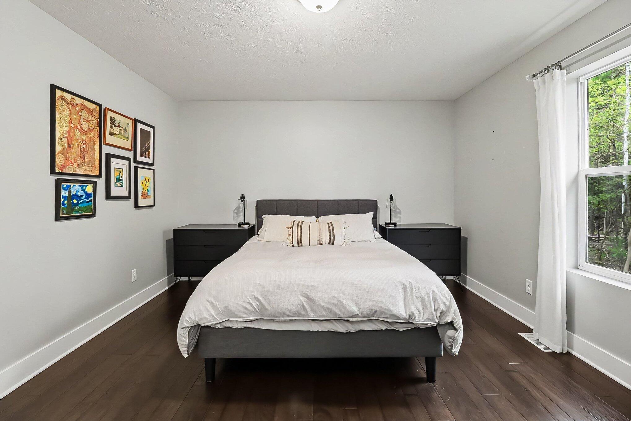 1161 N Hillside Drive Ludington MI 49431