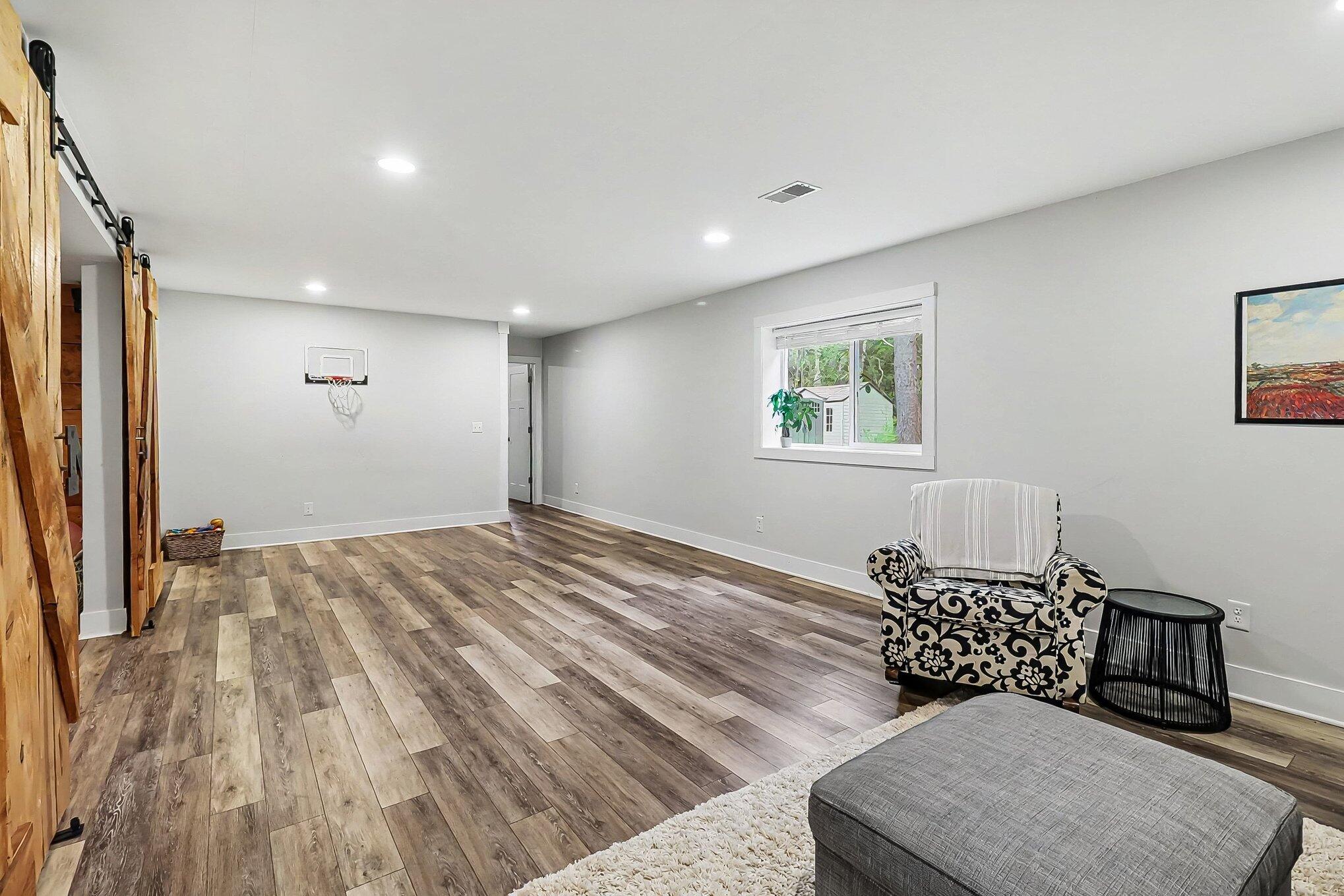 1161 N Hillside Drive Ludington MI 49431
