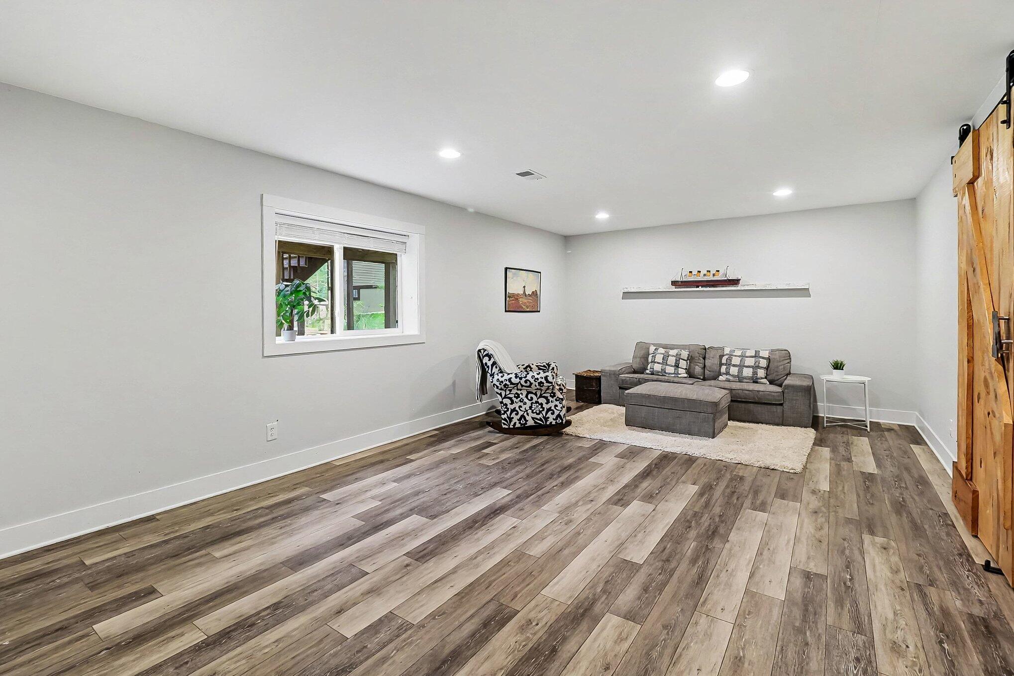 1161 N Hillside Drive Ludington MI 49431