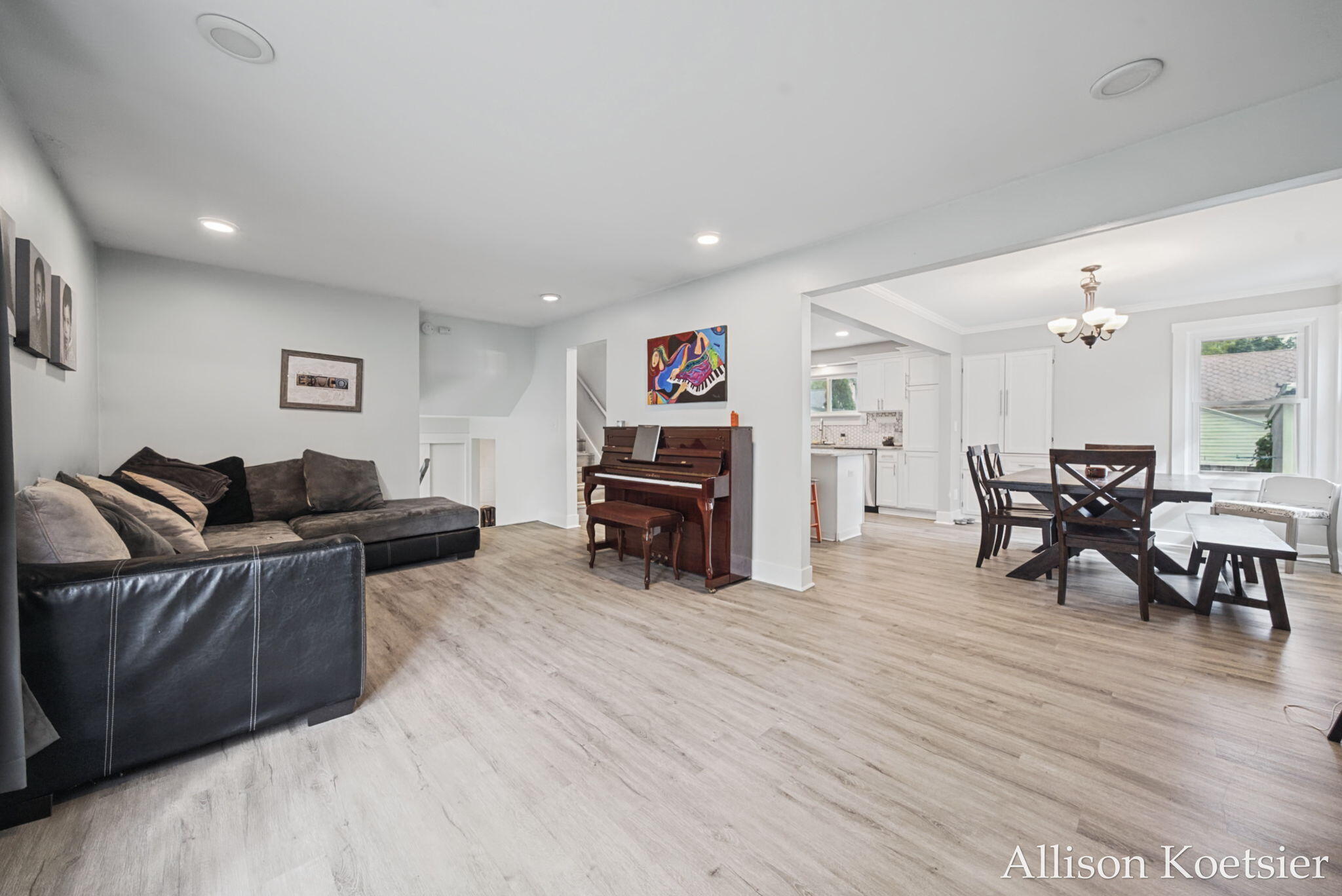 910 Mulford Drive SE Grand Rapids MI 49507
