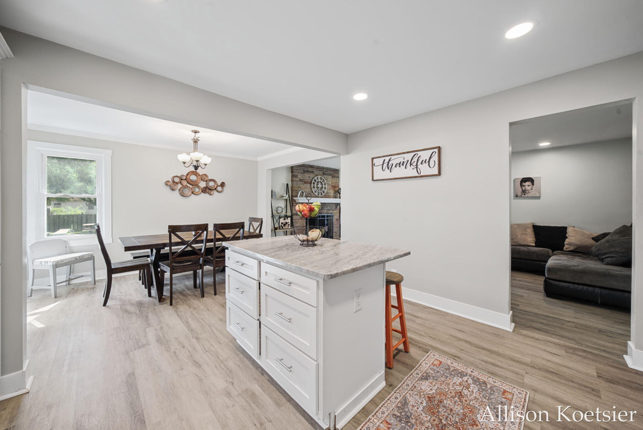 910 Mulford Drive SE Grand Rapids MI 49507
