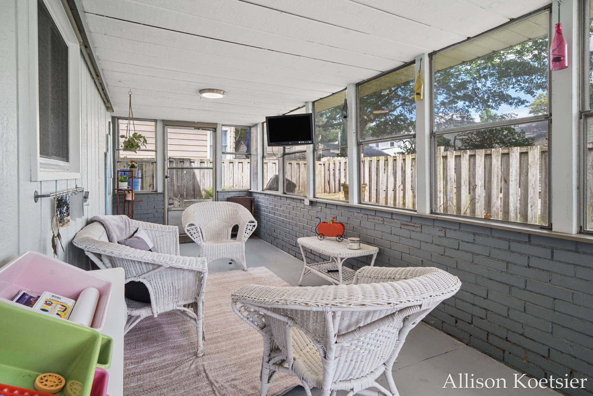 910 Mulford Drive SE Grand Rapids MI 49507