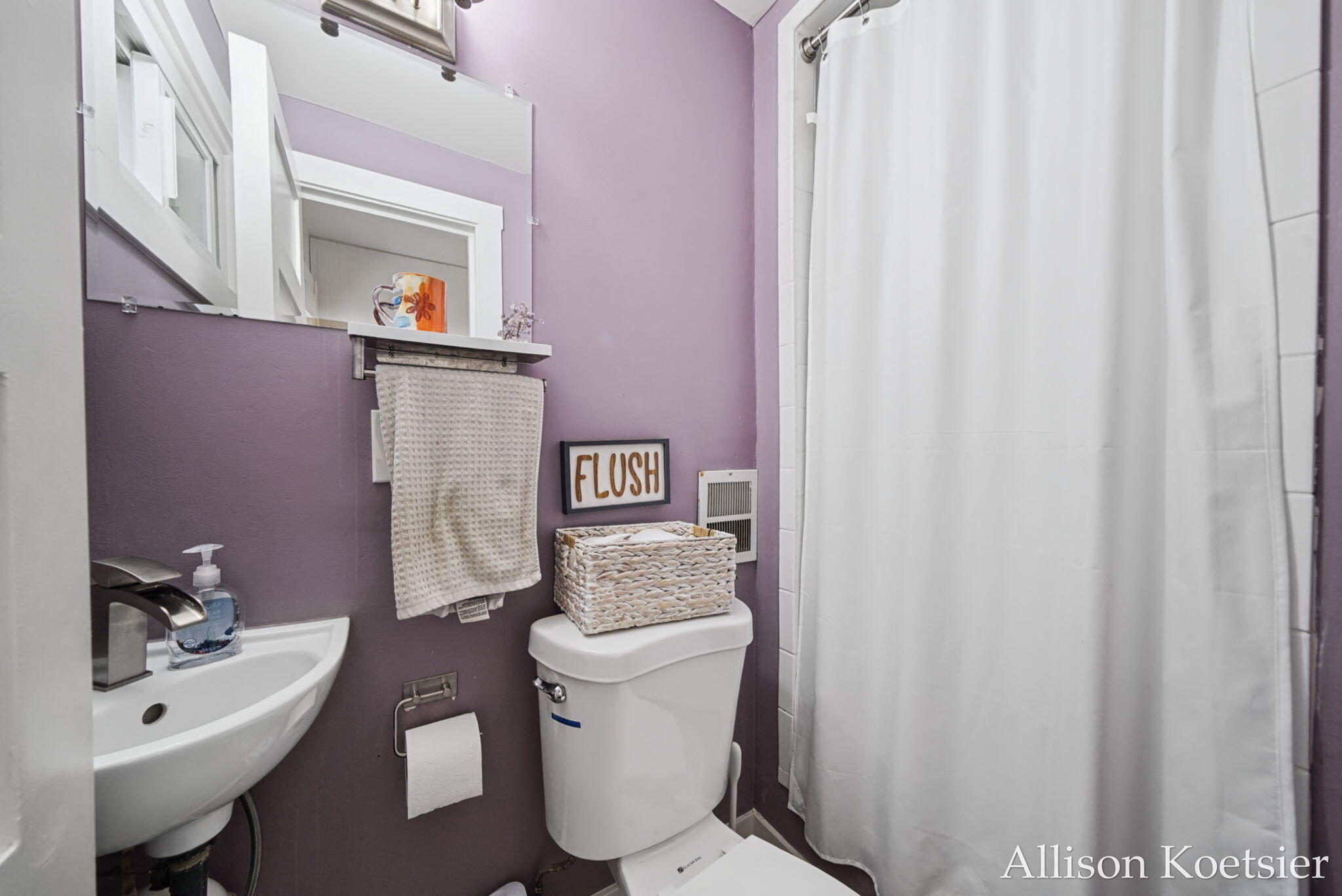 910 Mulford Drive SE Grand Rapids MI 49507