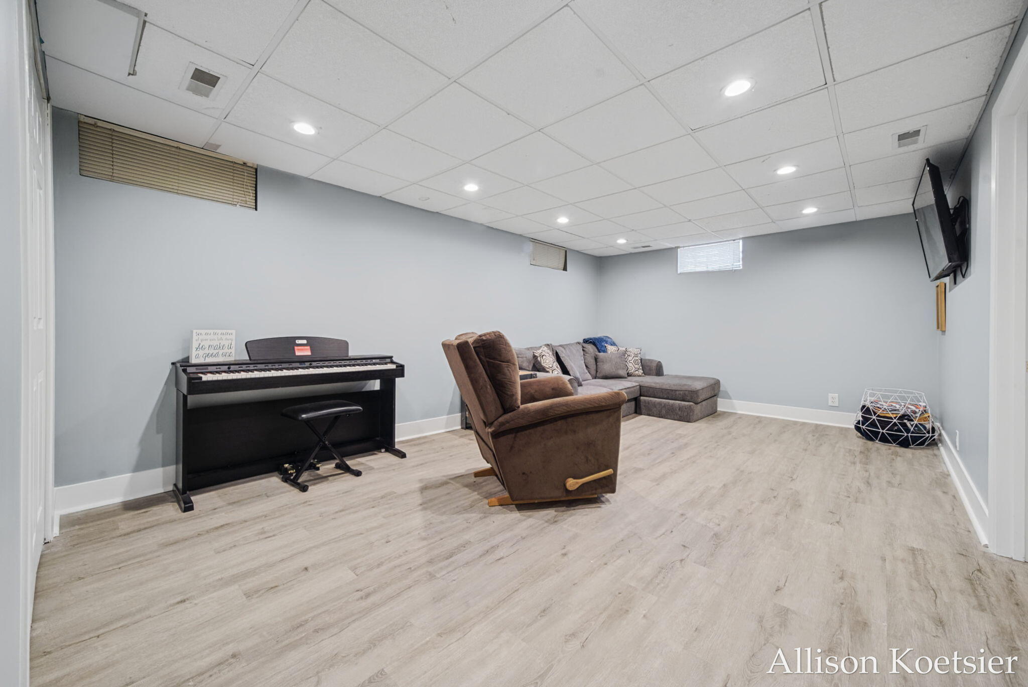 910 Mulford Drive SE Grand Rapids MI 49507