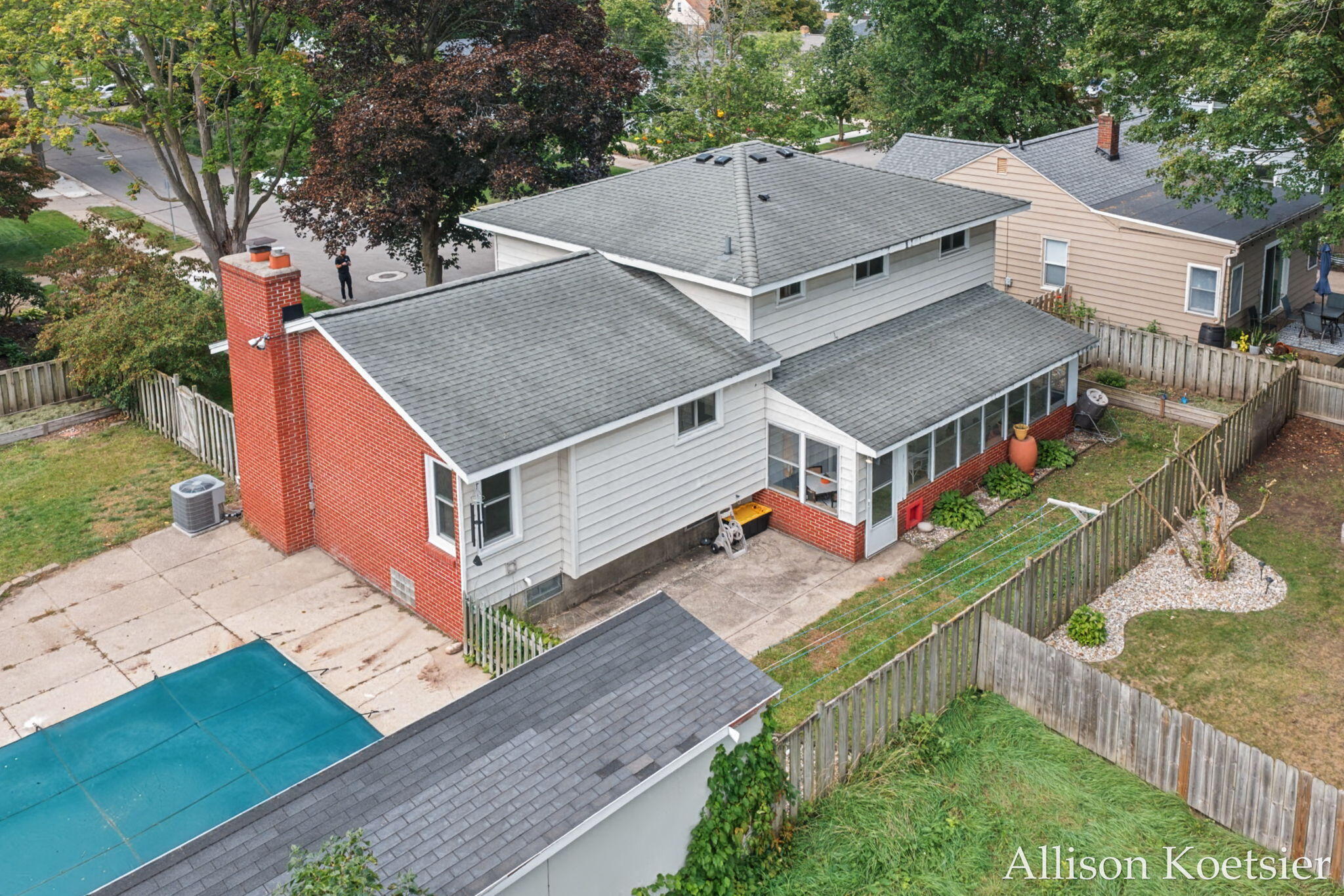 910 Mulford Drive SE Grand Rapids MI 49507