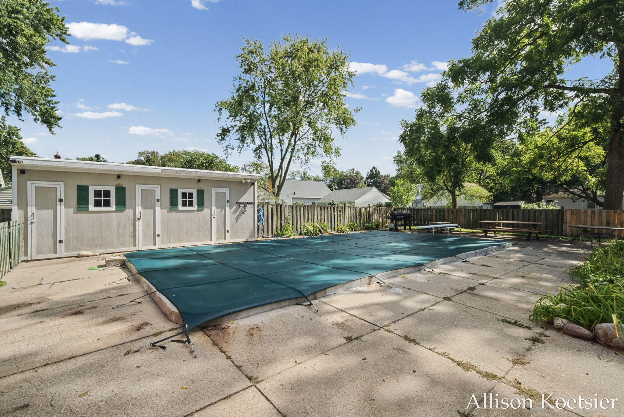 910 Mulford Drive SE Grand Rapids MI 49507