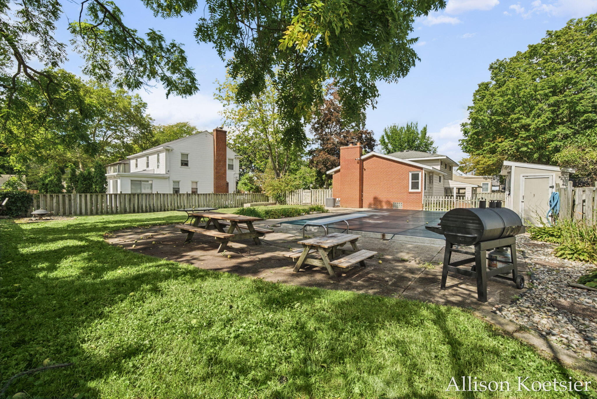 910 Mulford Drive SE Grand Rapids MI 49507