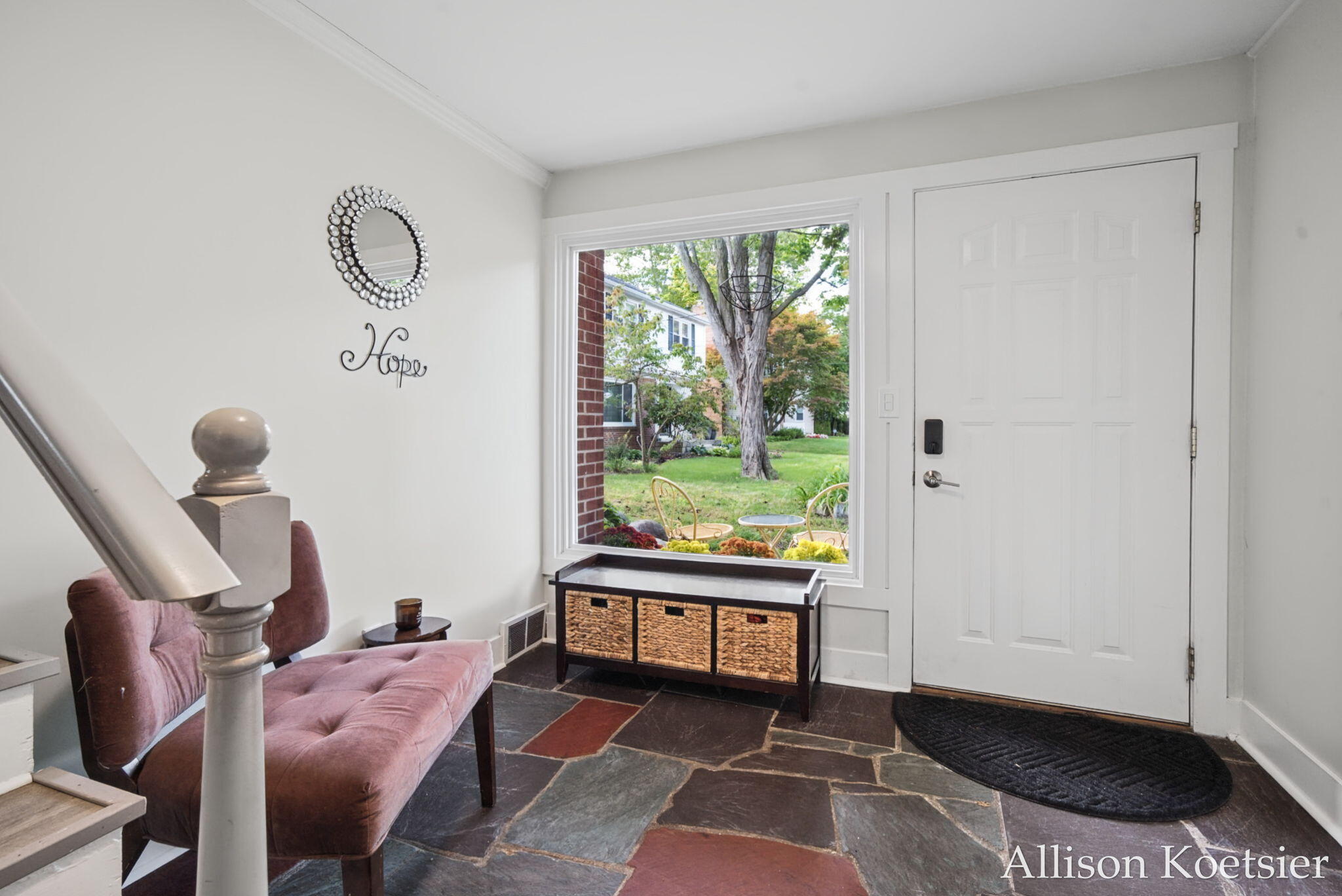 910 Mulford Drive SE Grand Rapids MI 49507