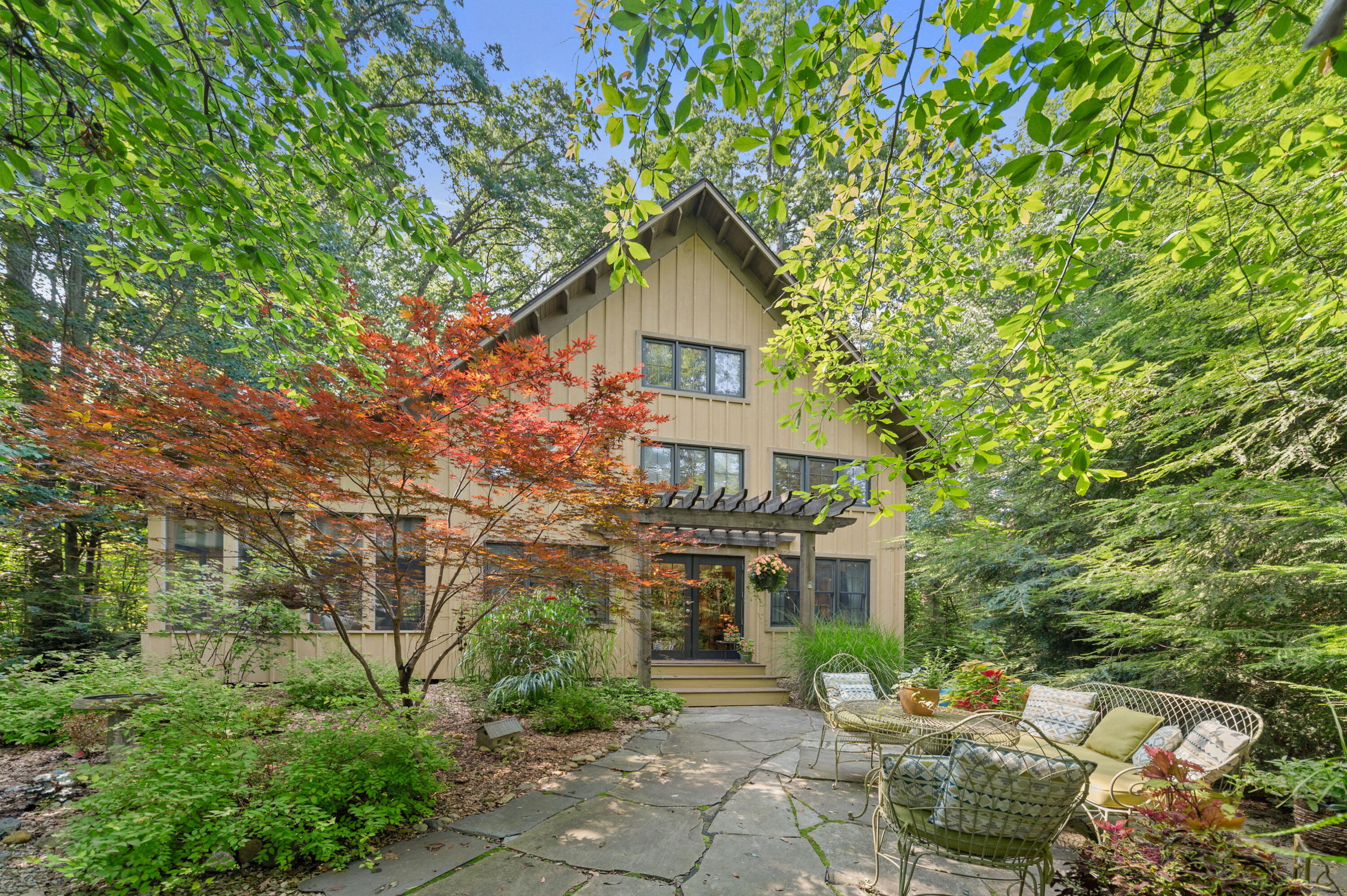 New Buffalo MI, 18 Walden Way