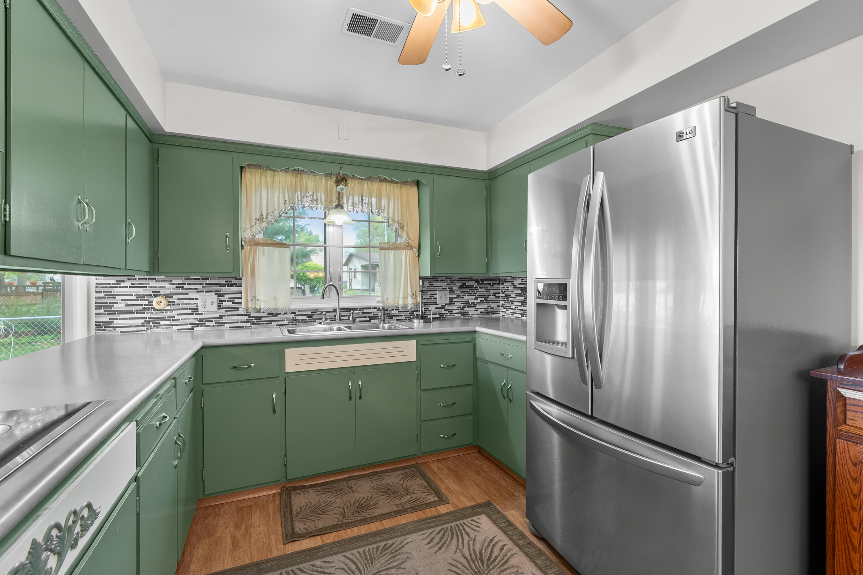 8239 W Long Lake Drive Kalamazoo MI 49048