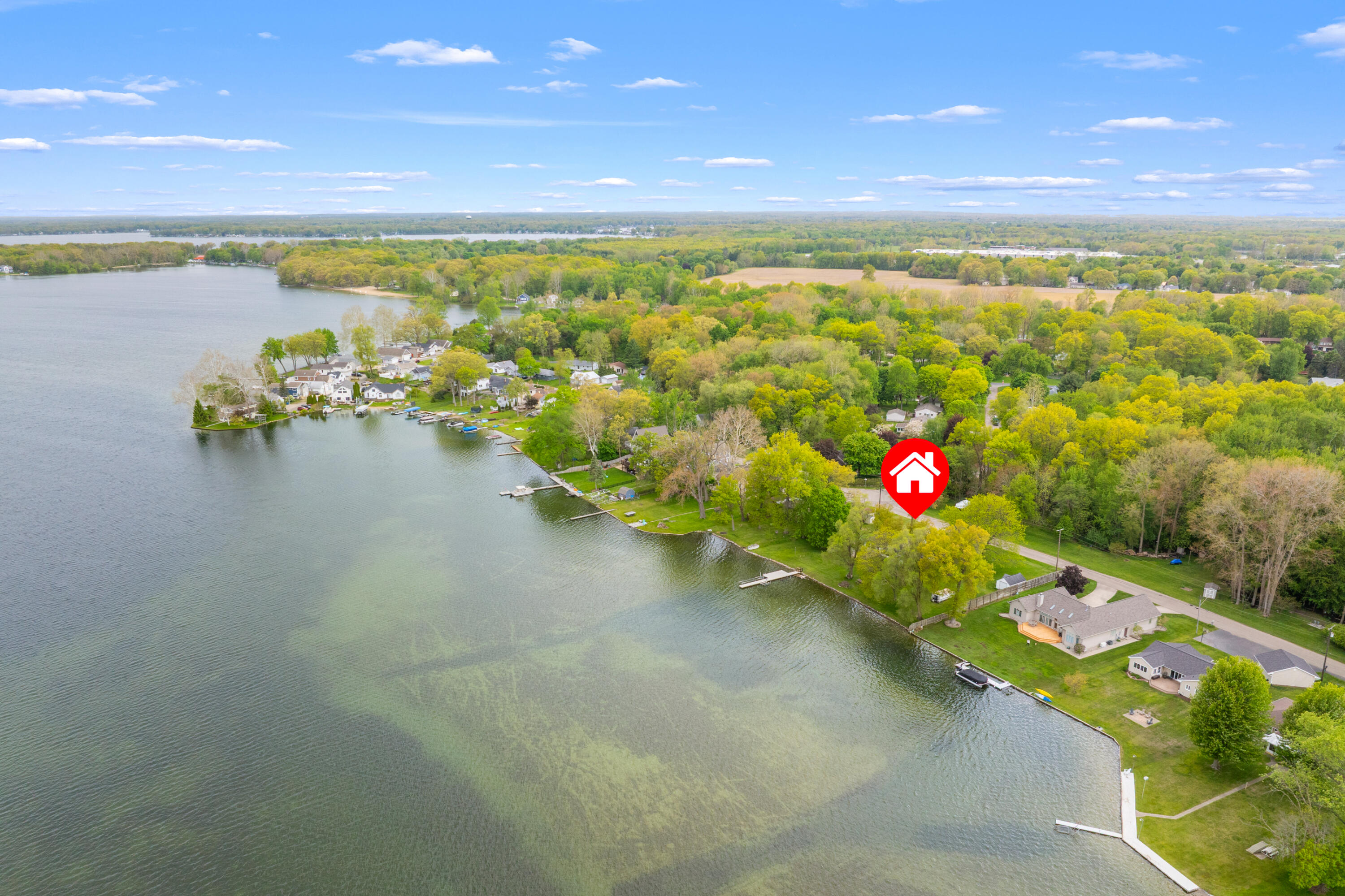 8239 W Long Lake Drive Kalamazoo MI 49048