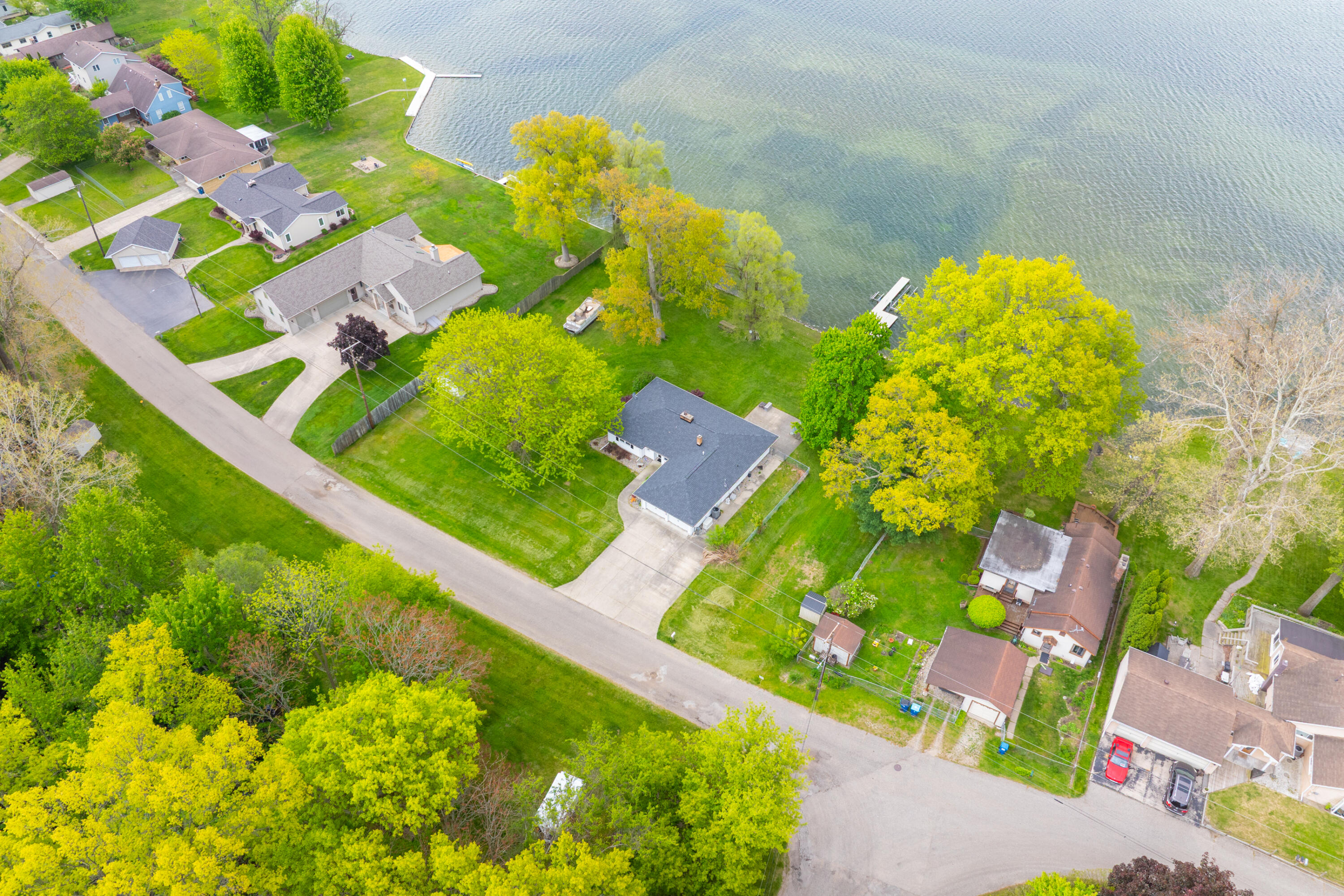 8239 W Long Lake Drive Kalamazoo MI 49048