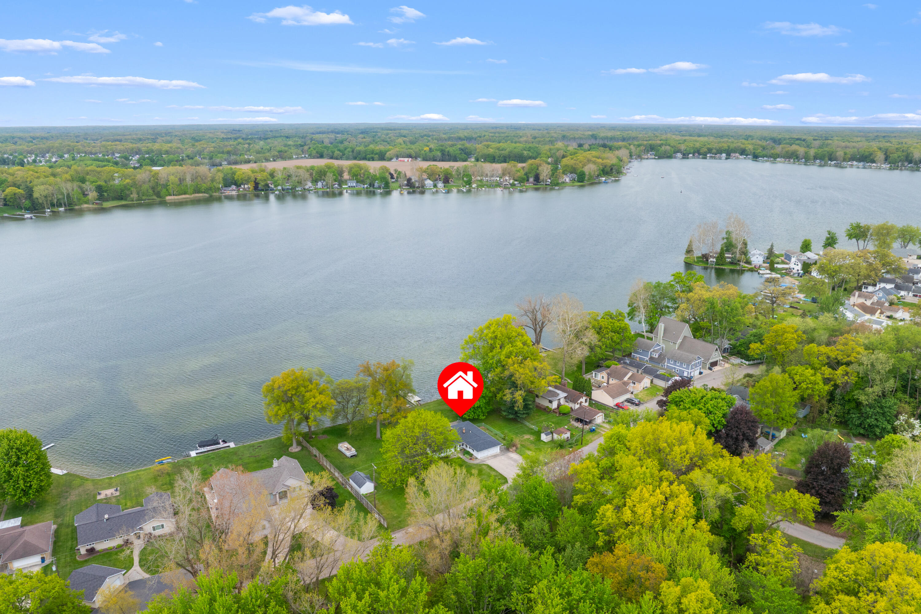 8239 W Long Lake Drive Kalamazoo MI 49048