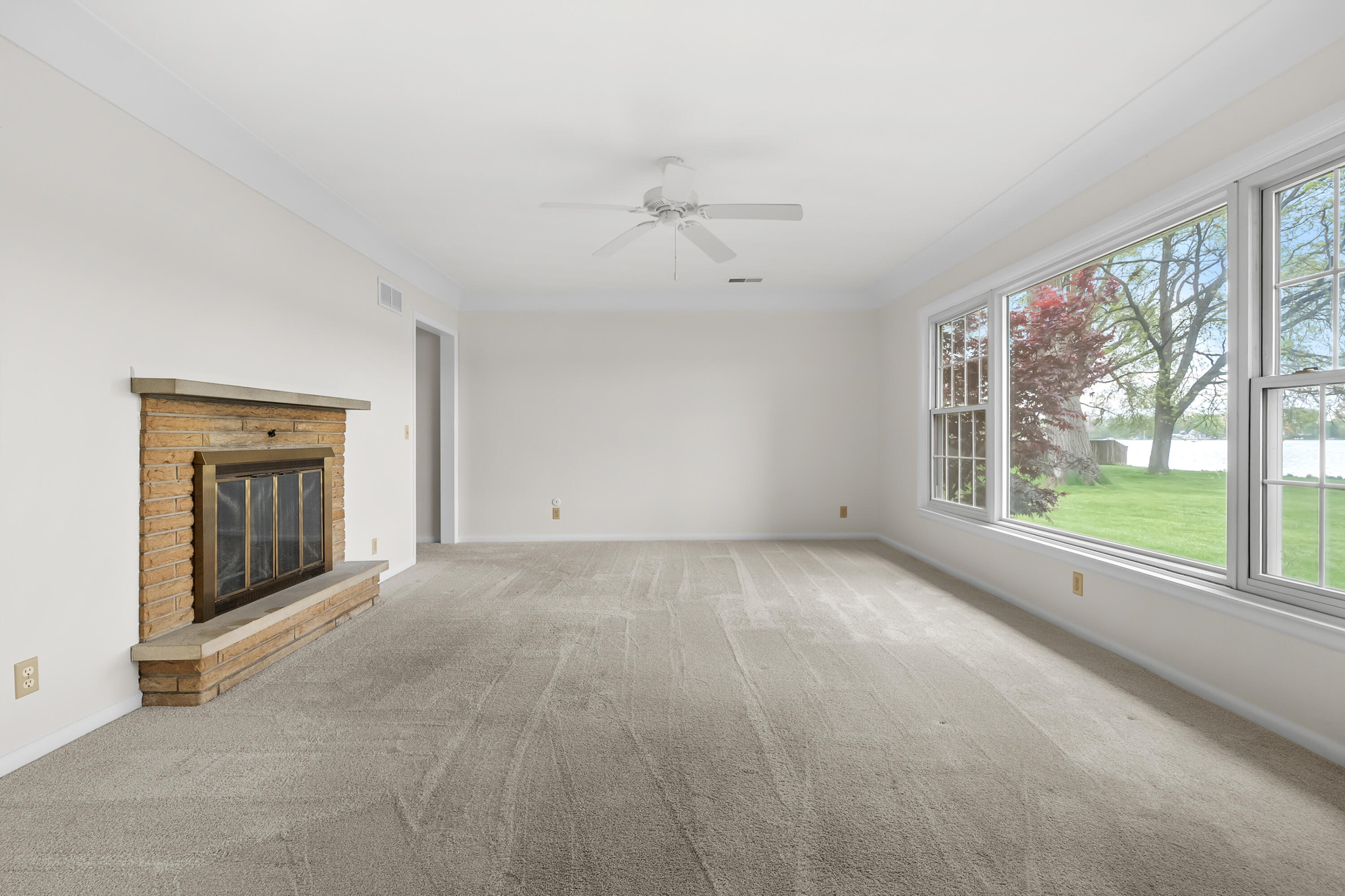 8239 W Long Lake Drive Kalamazoo MI 49048
