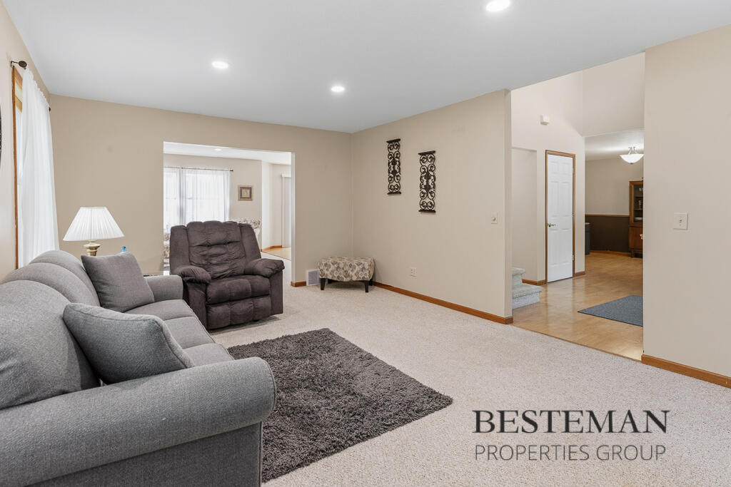 2023 Filonow Drive Muskegon MI 49444
