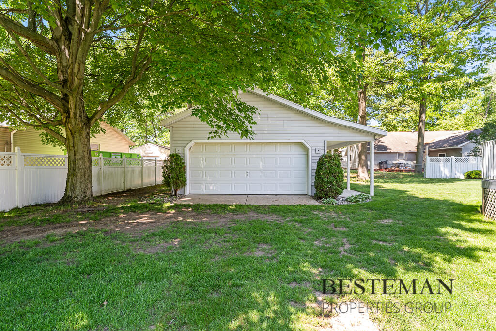2023 Filonow Drive Muskegon MI 49444