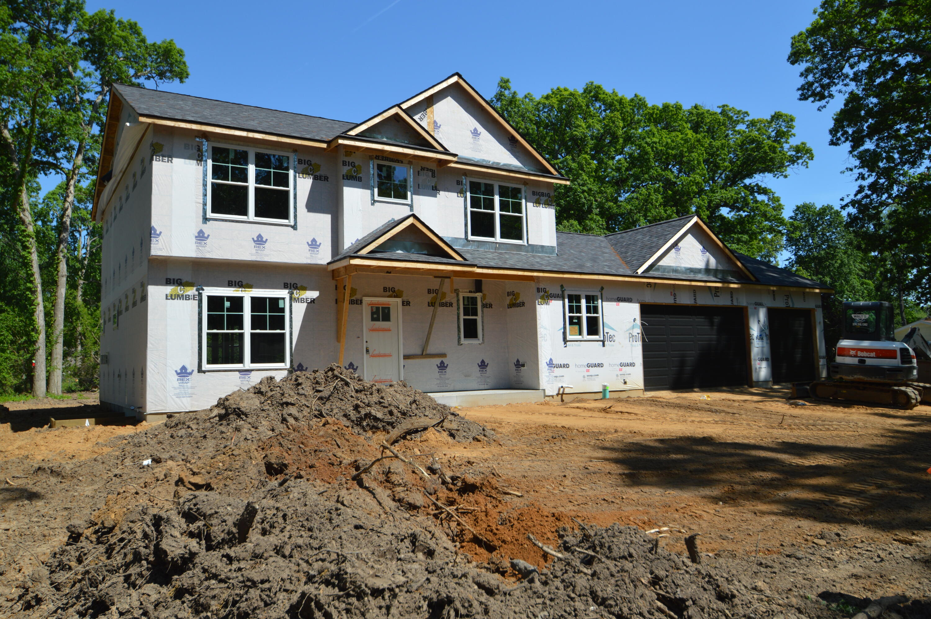 68889 6th Street Edwardsburg MI 49112