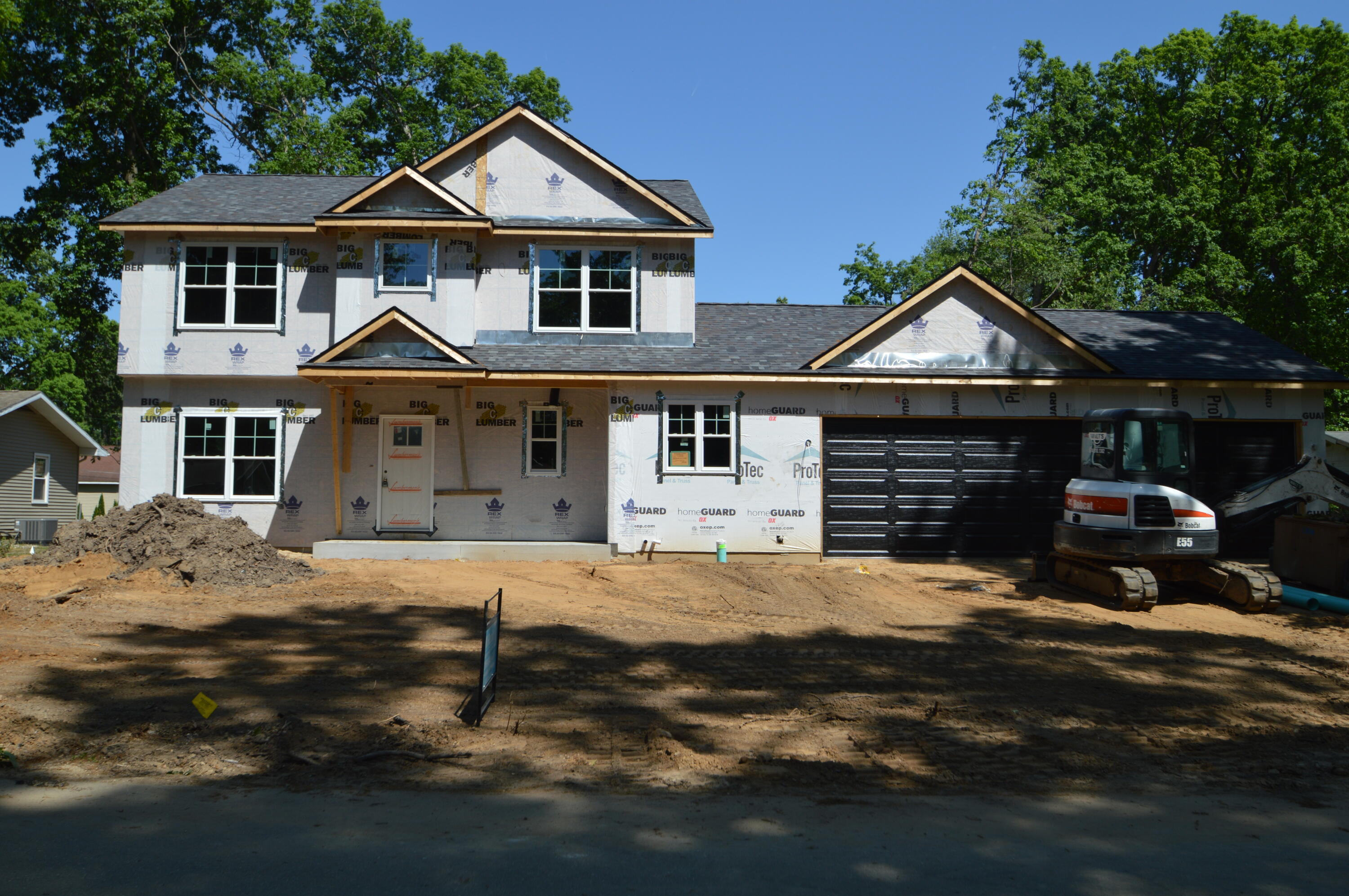 68889 6th Street Edwardsburg MI 49112