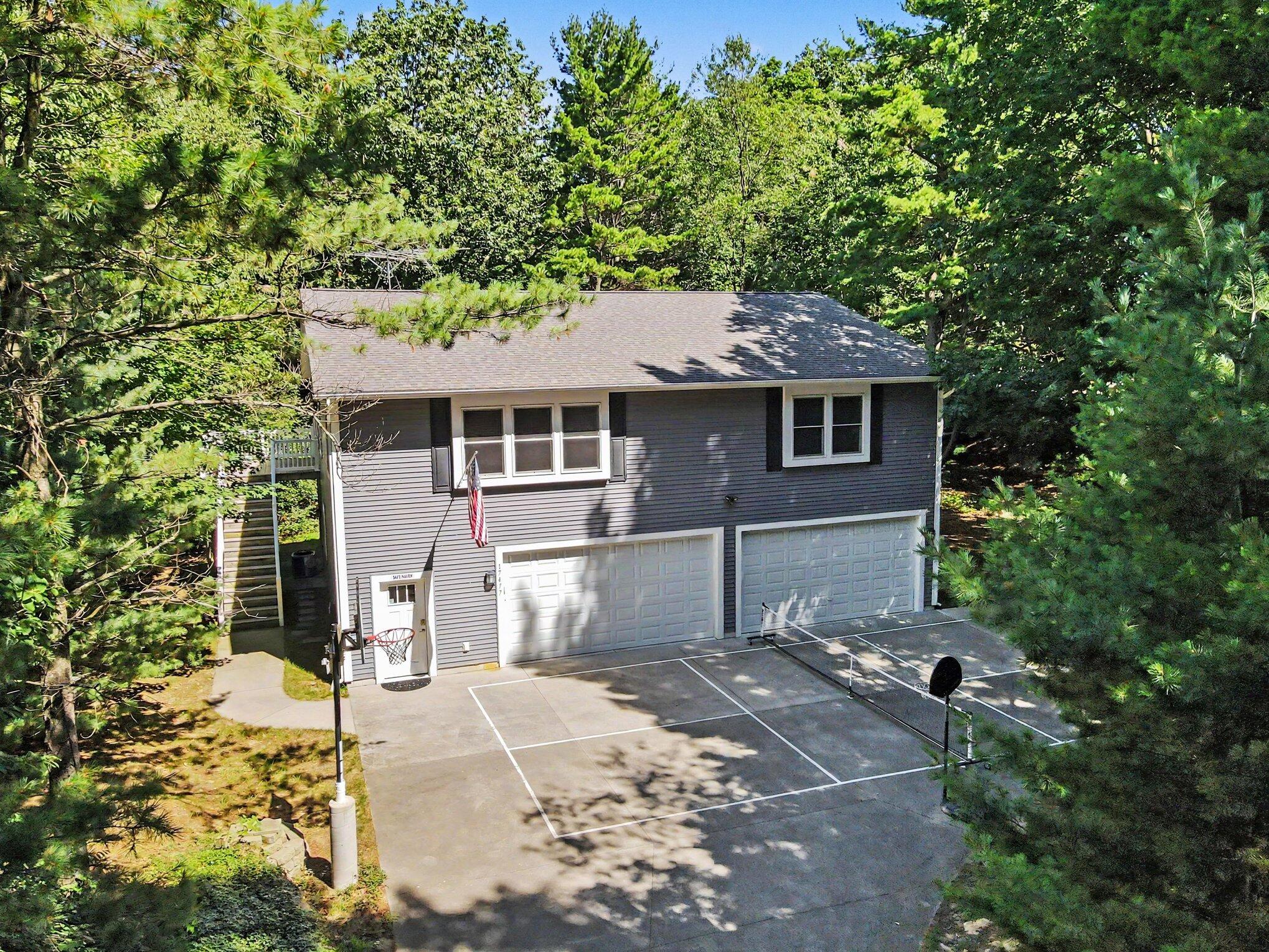 17477 Serenity Court Grand Haven MI 49417