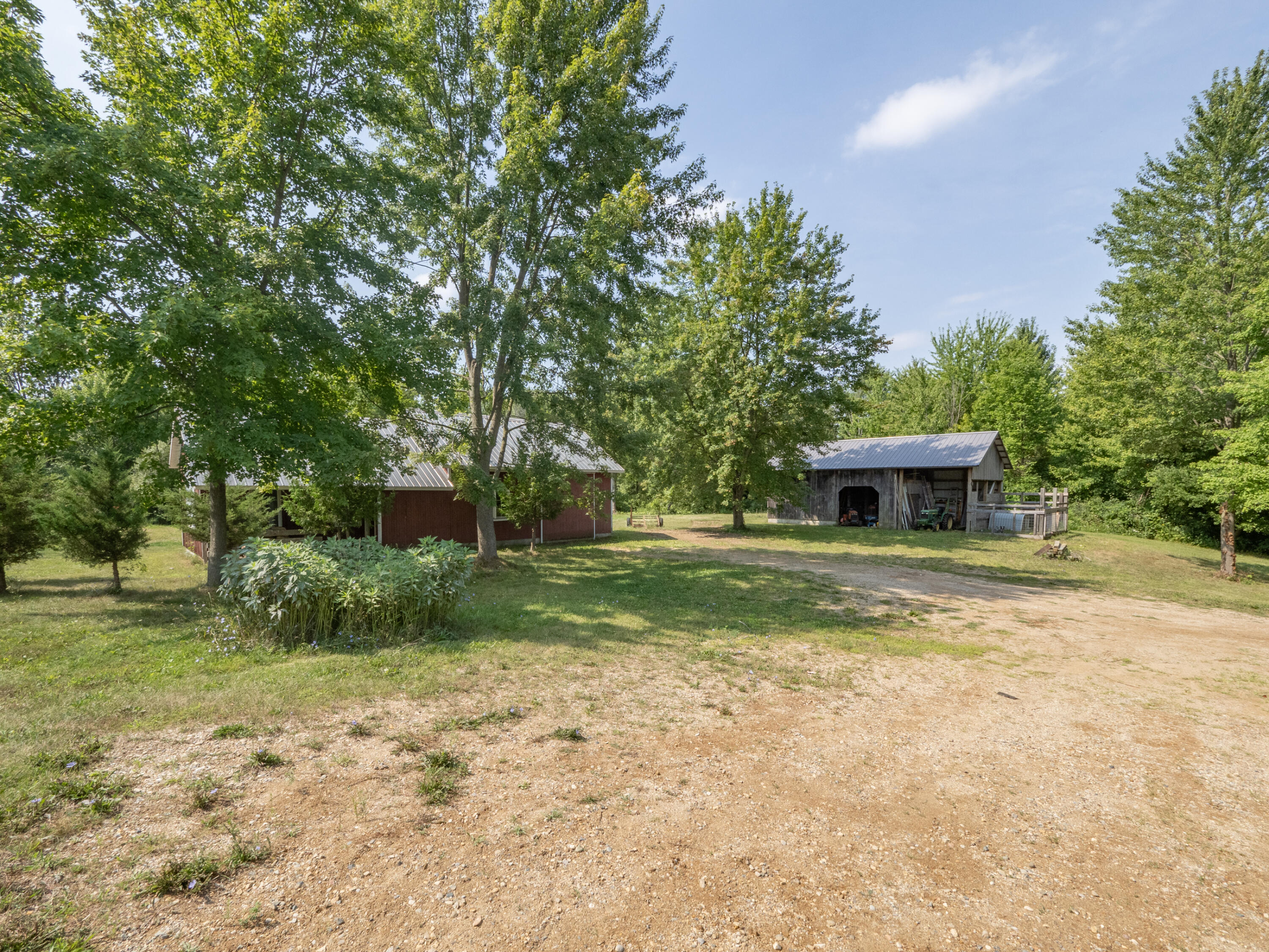 1762 118th Avenue Allegan MI 49010