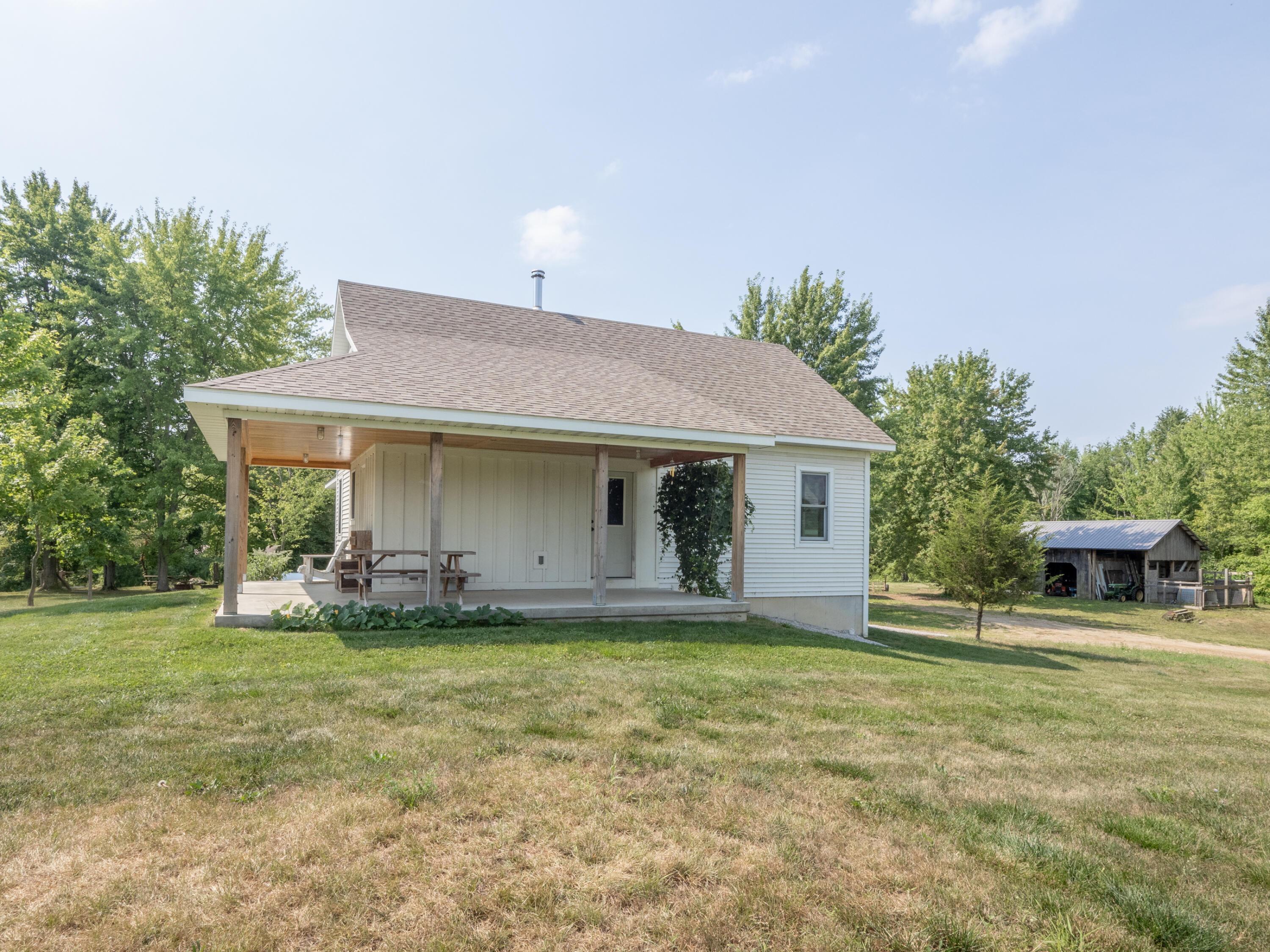 1762 118th Avenue Allegan MI 49010