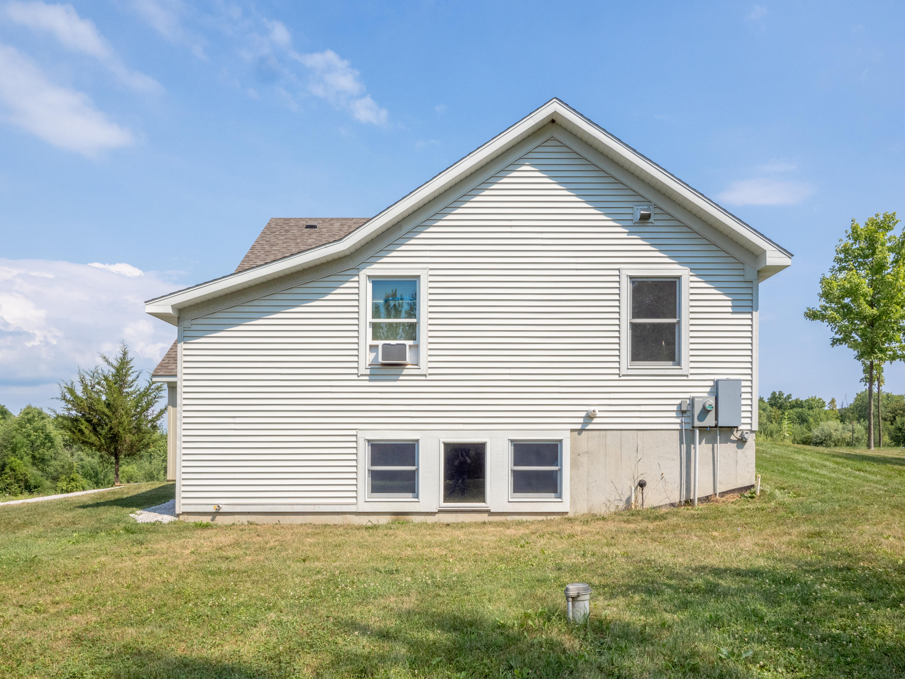 1762 118th Avenue Allegan MI 49010