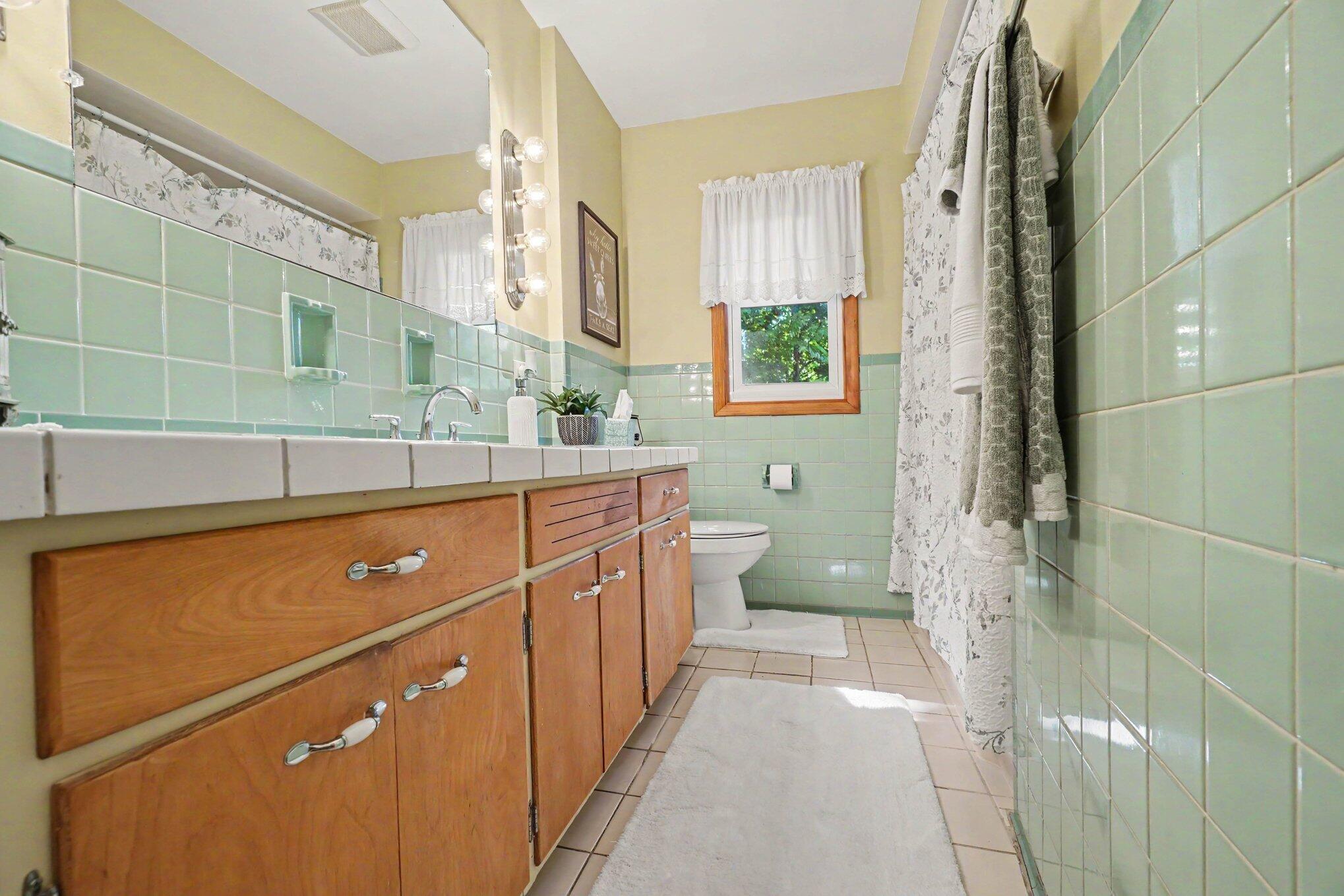 1117 W Kilgore Road Portage MI 49024