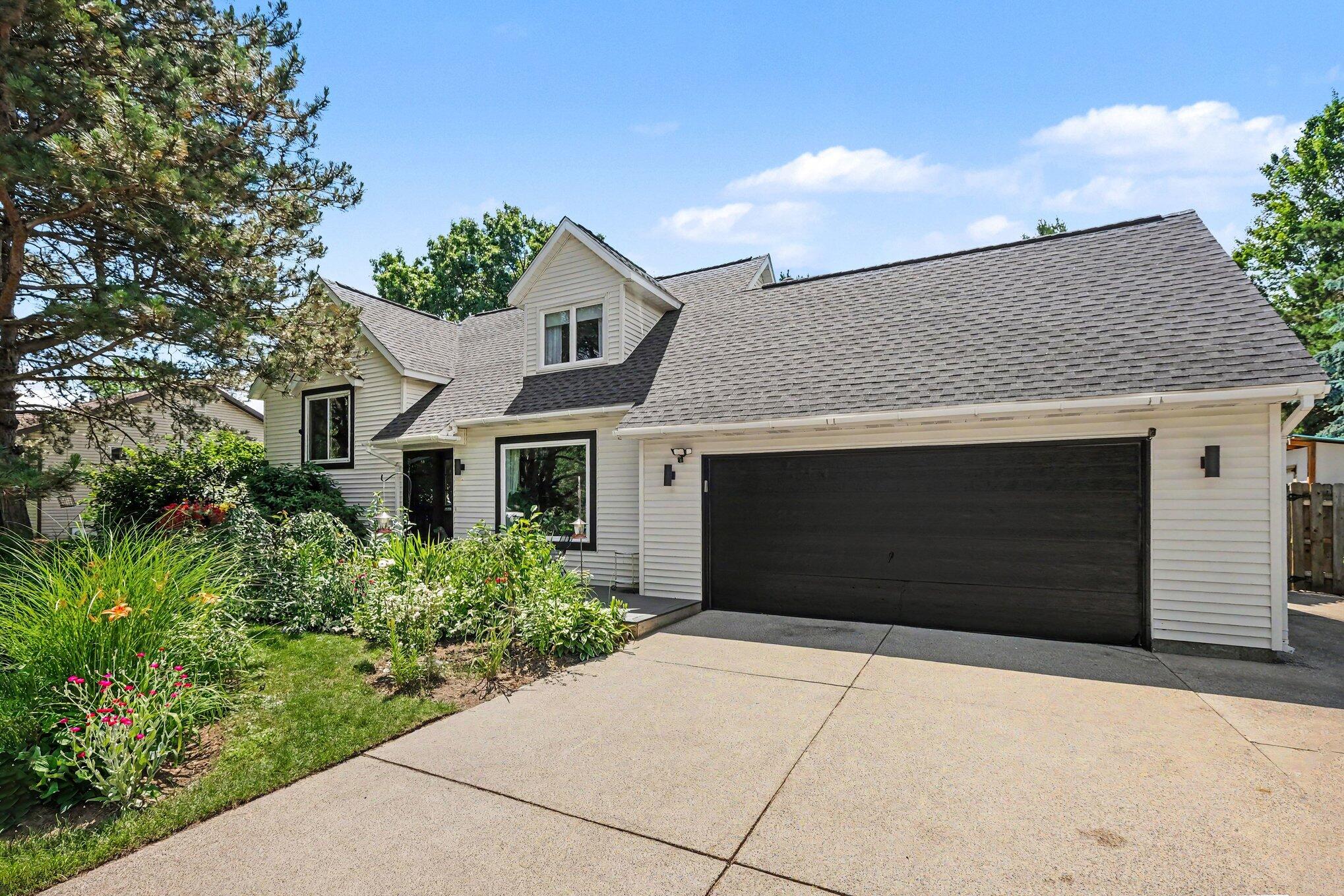6285 Blanca Drive NE Rockford MI 49341