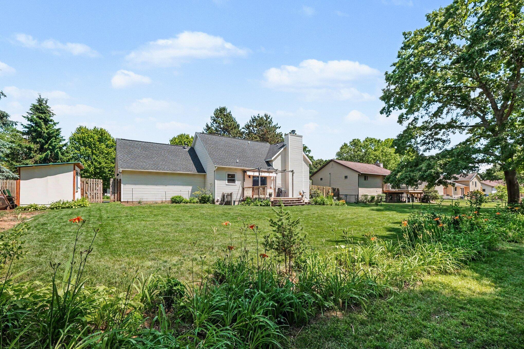 6285 Blanca Drive NE Rockford MI 49341