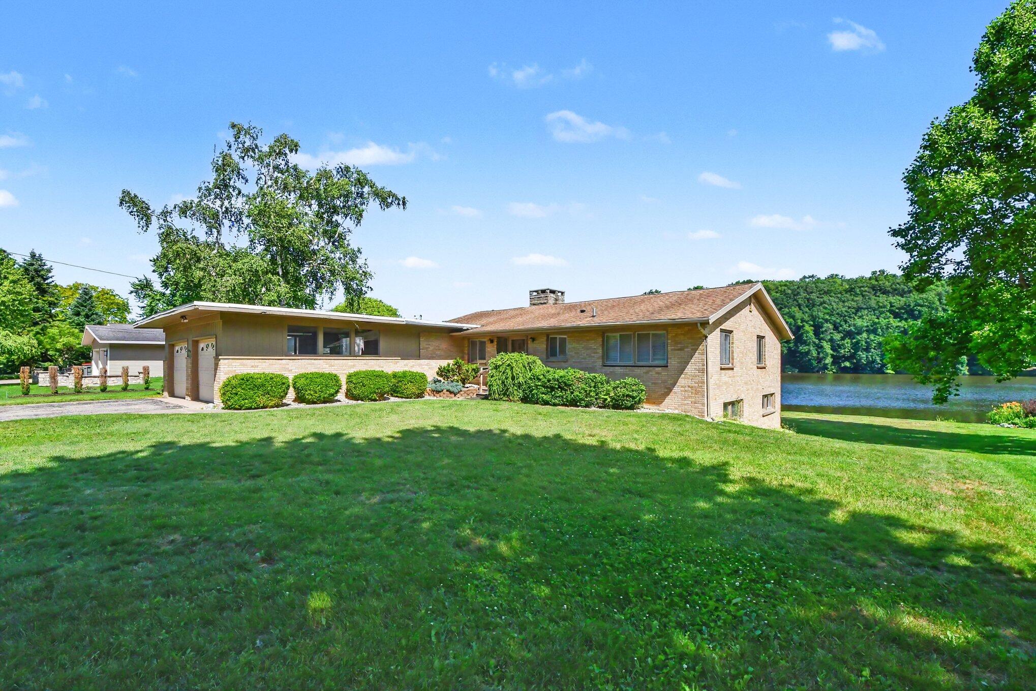 7261 Driftwood Drive SE Ada MI 49301