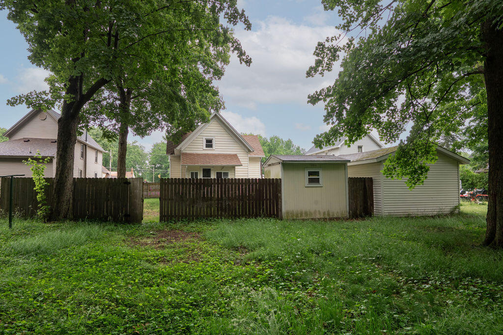 436 E Division Street Dowagiac MI 49047