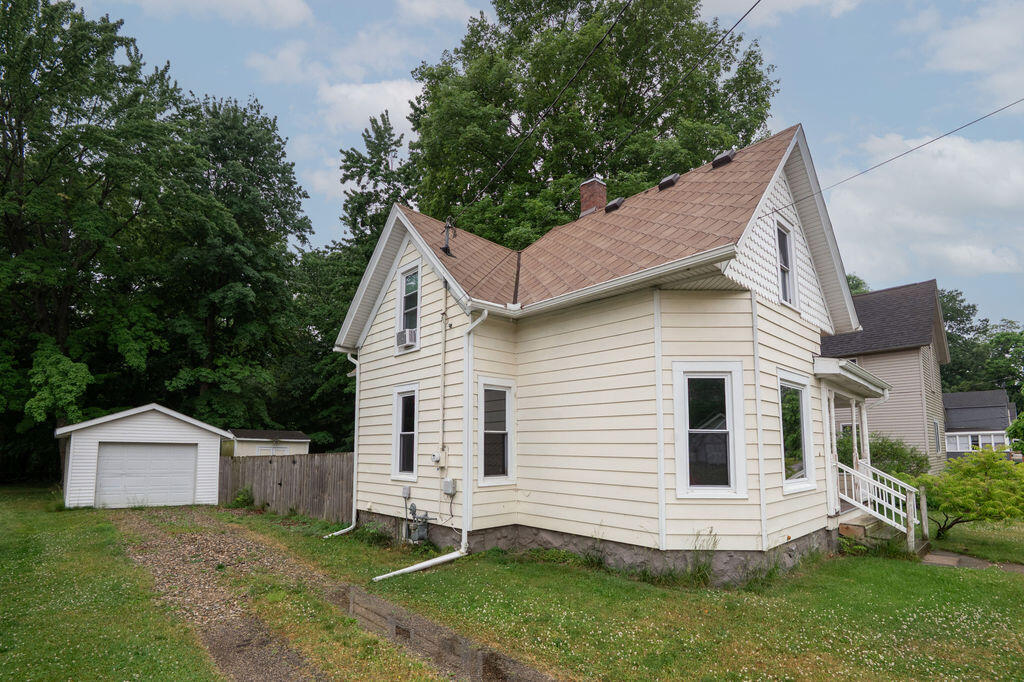 436 E Division Street Dowagiac MI 49047