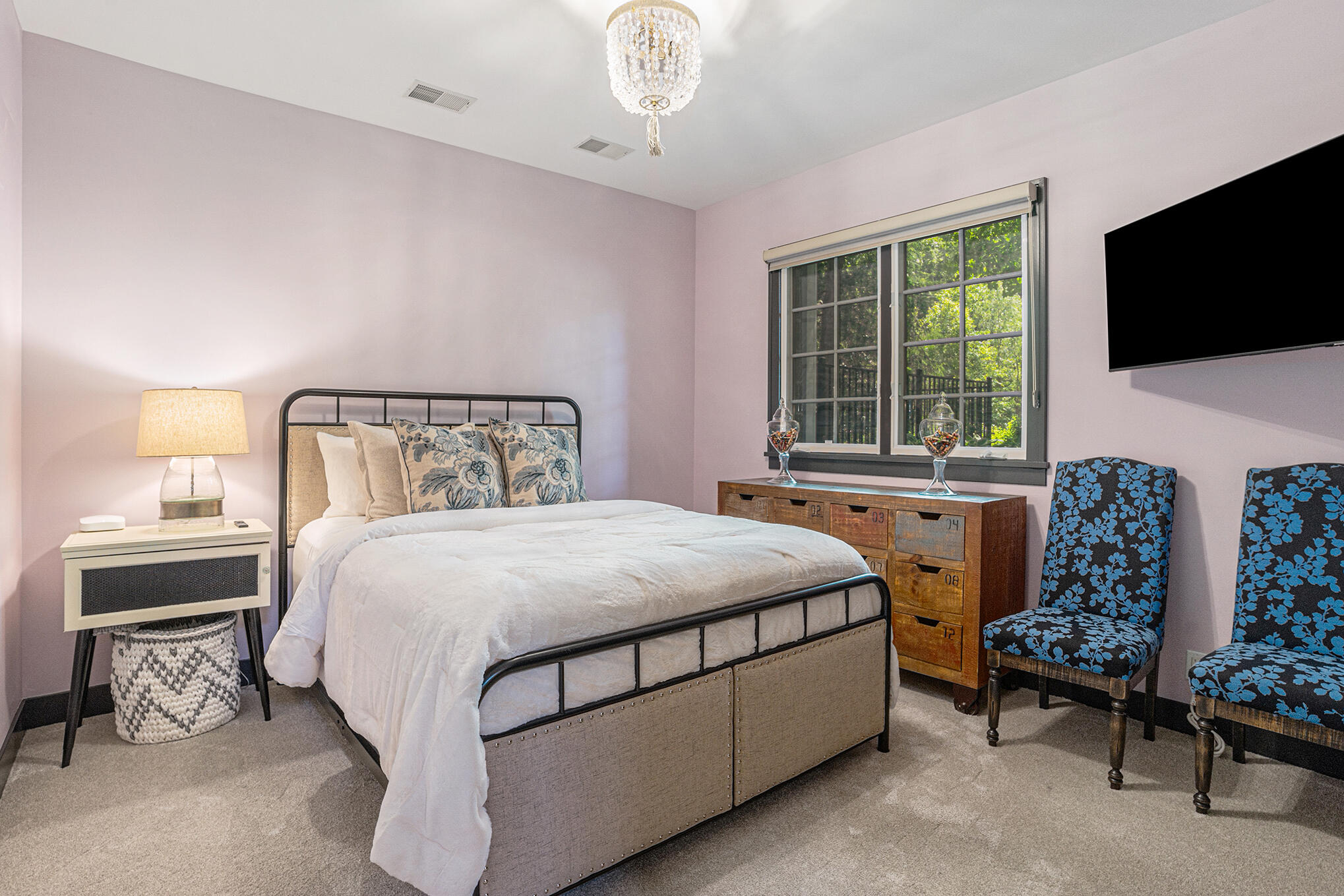 560 Mill Street Saugatuck MI 49453