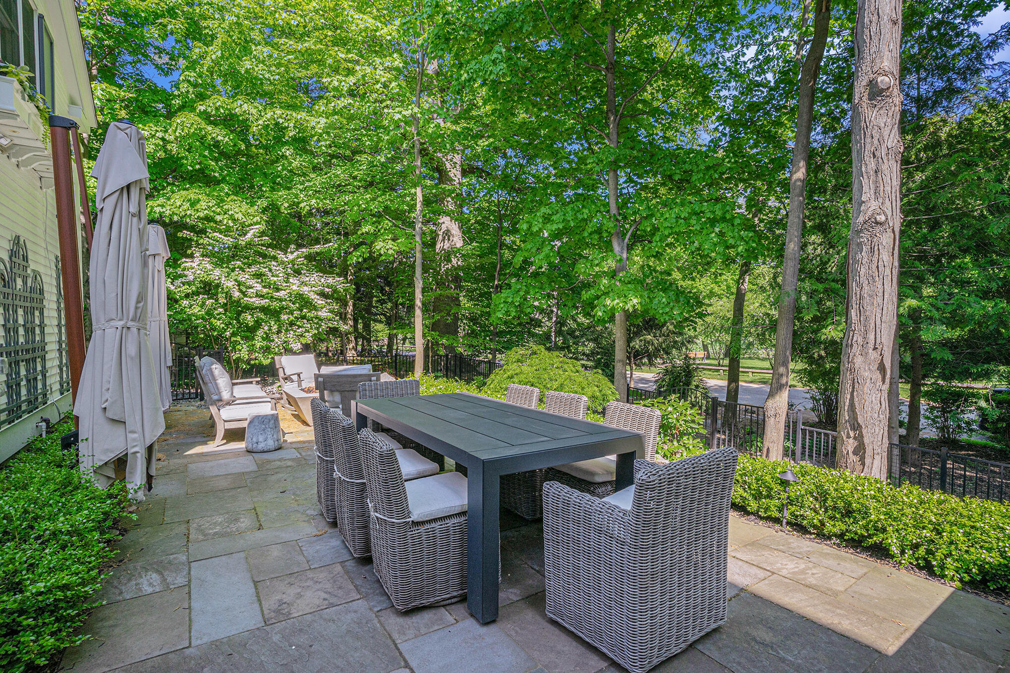 560 Mill Street Saugatuck MI 49453