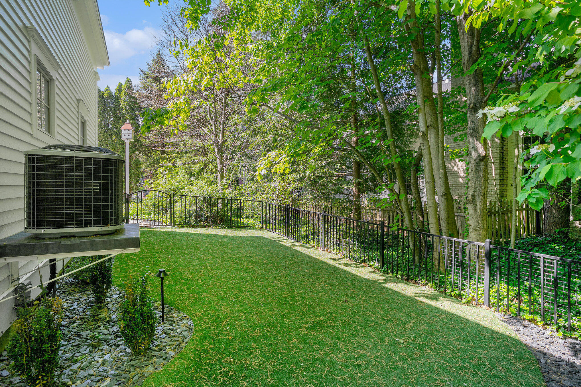 560 Mill Street Saugatuck MI 49453