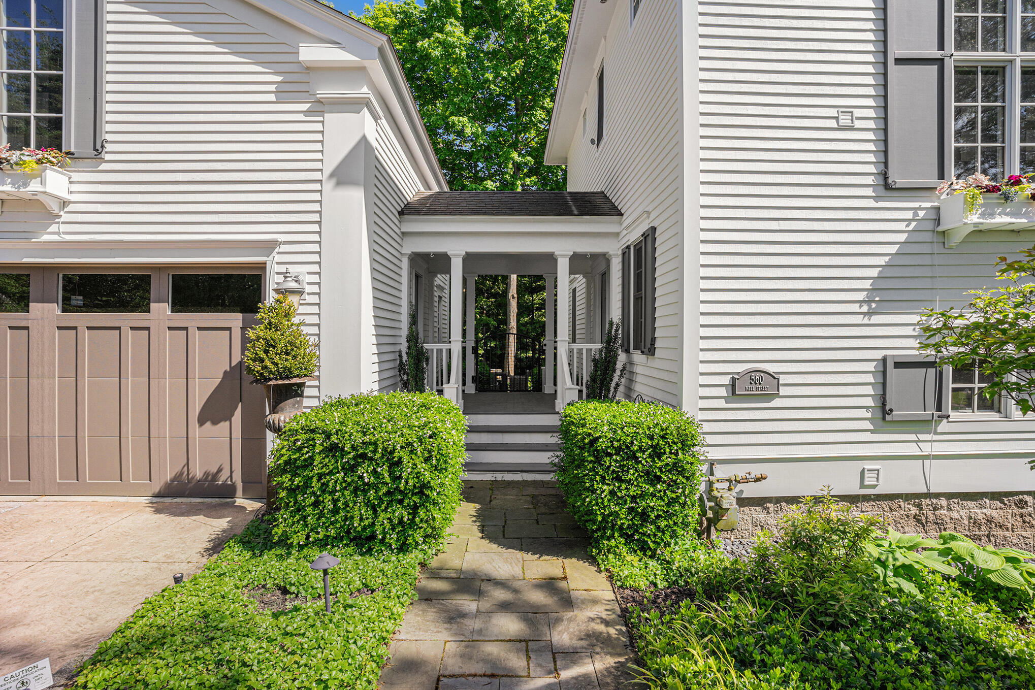560 Mill Street Saugatuck MI 49453
