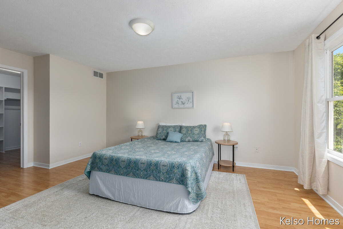 2222 Beatrice Drive NE Grand Rapids MI 49505