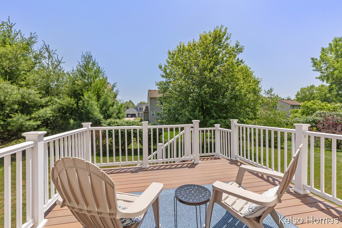 2222 Beatrice Drive NE Grand Rapids MI 49505