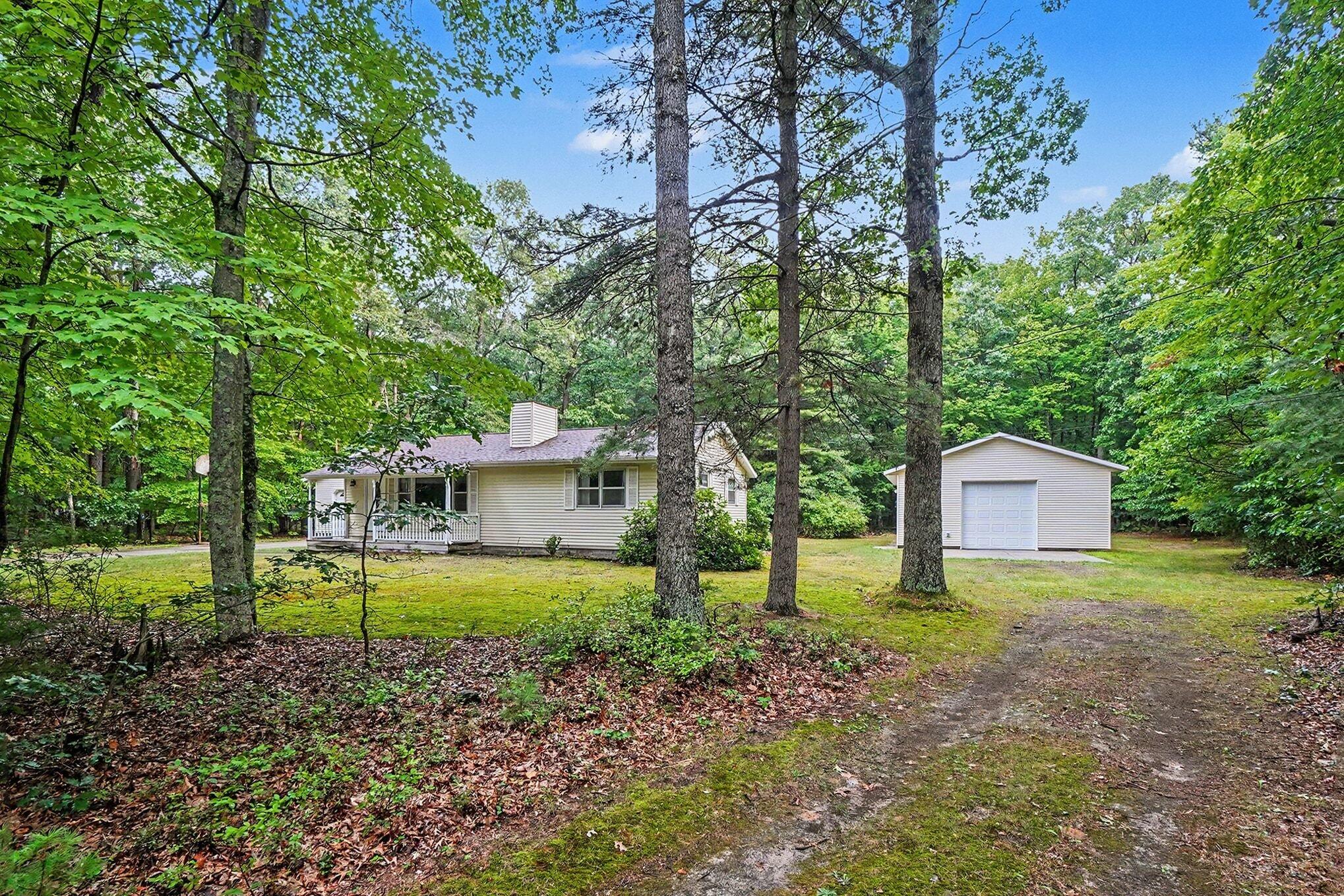 4730 W Mcmillan Road Muskegon MI 49445