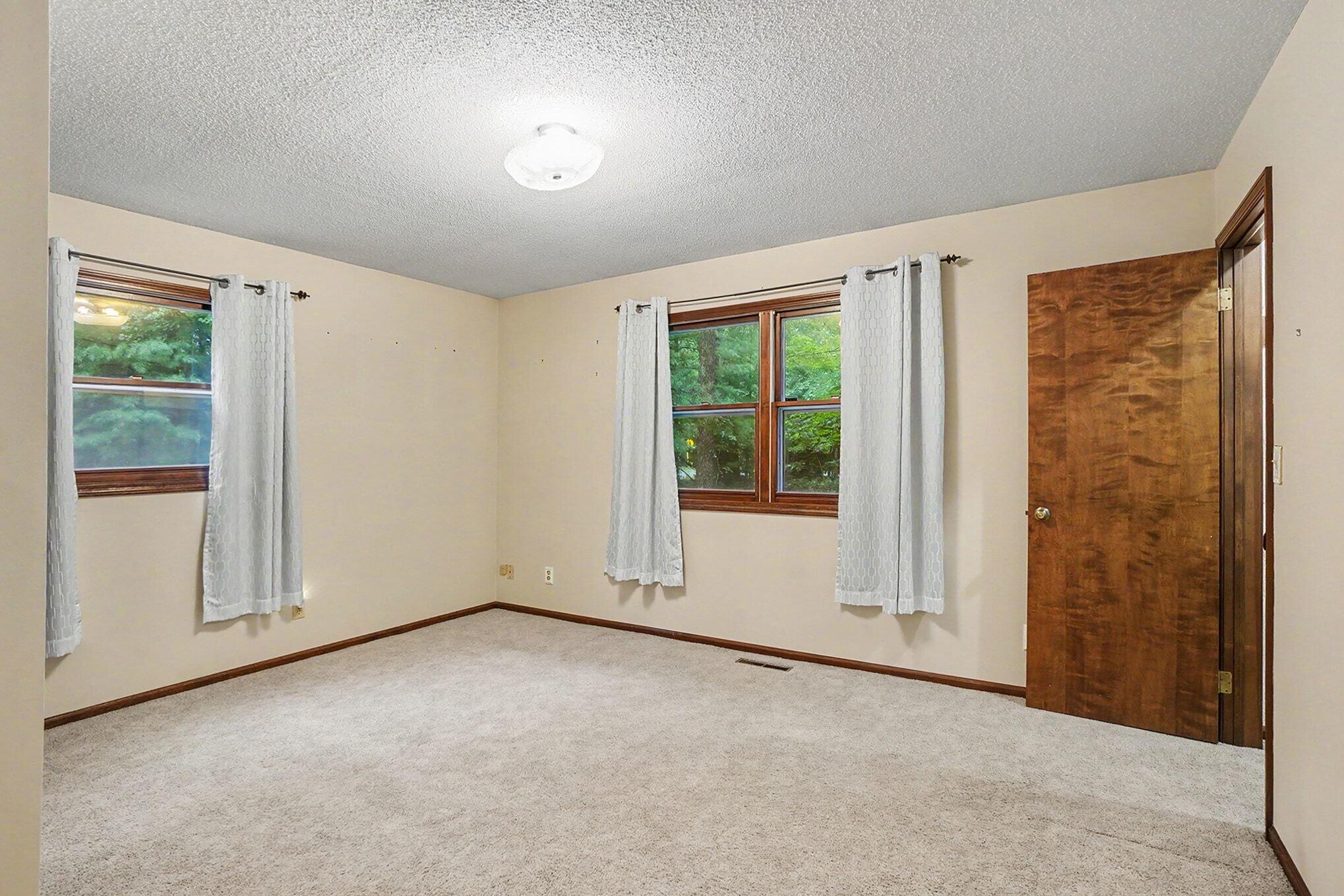 4730 W Mcmillan Road Muskegon MI 49445