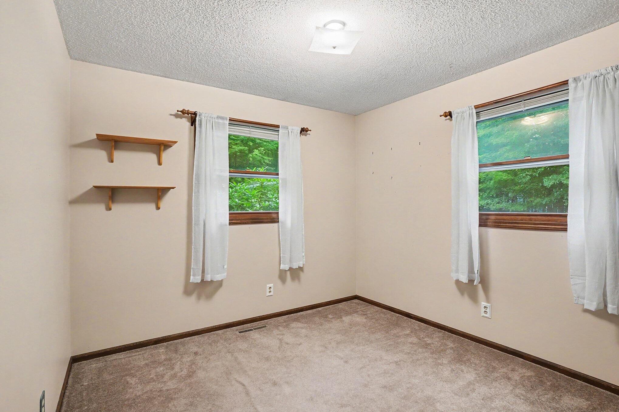 4730 W Mcmillan Road Muskegon MI 49445