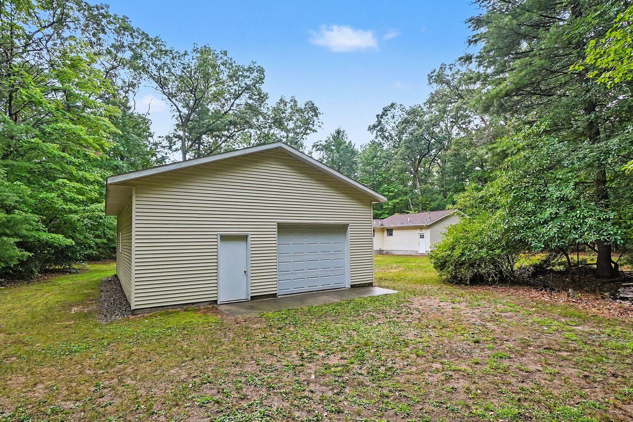 4730 W Mcmillan Road Muskegon MI 49445