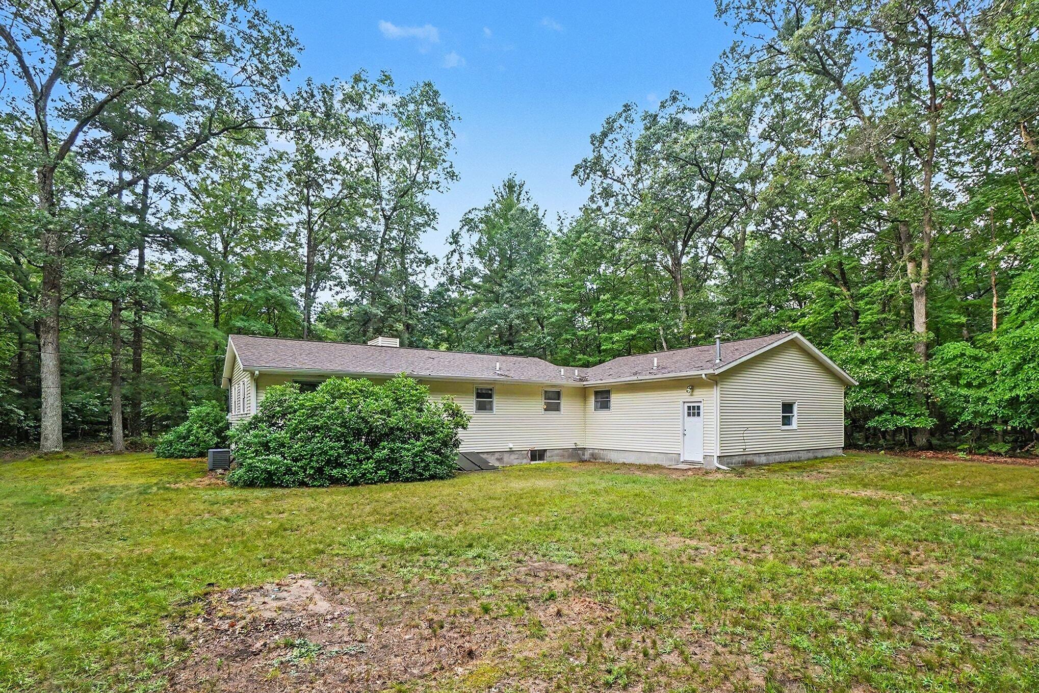 4730 W Mcmillan Road Muskegon MI 49445