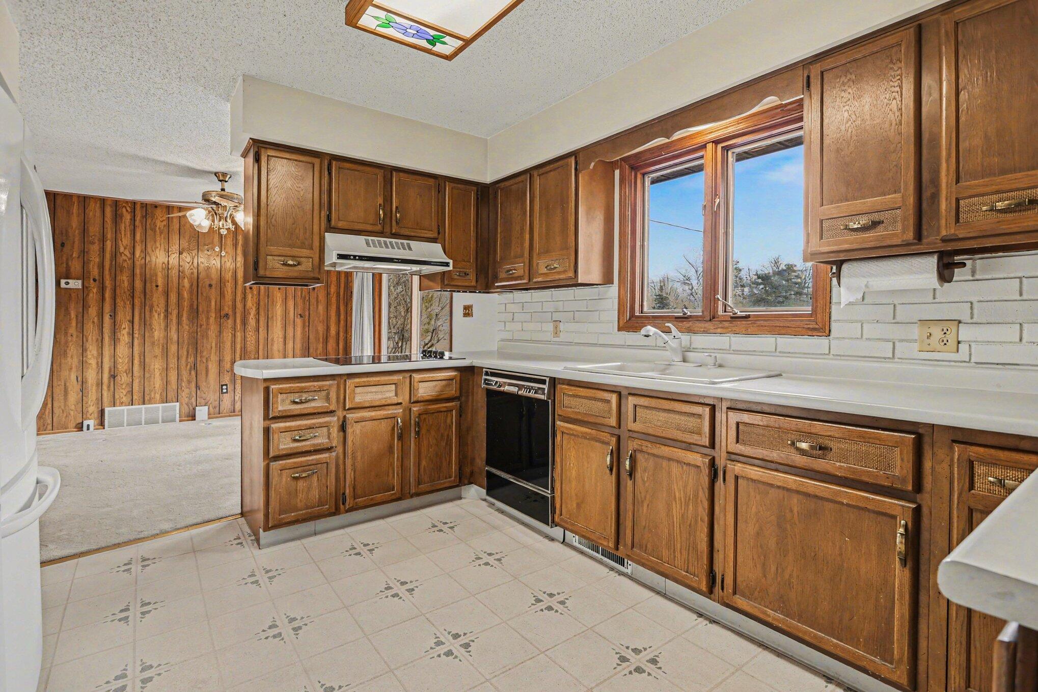 50507 Pleasant Street Dowagiac MI 49047