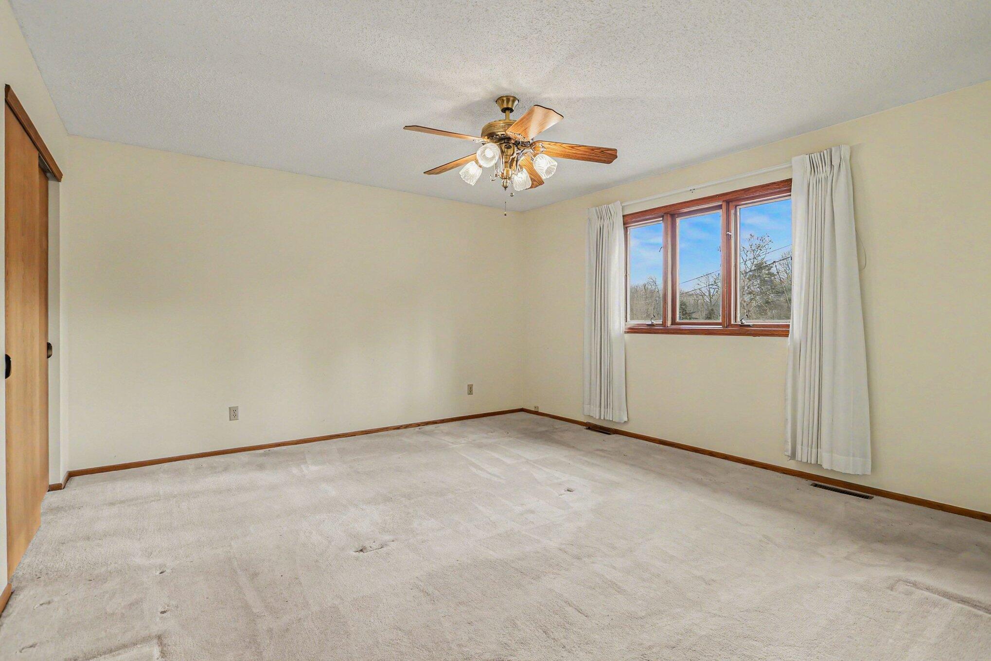 50507 Pleasant Street Dowagiac MI 49047