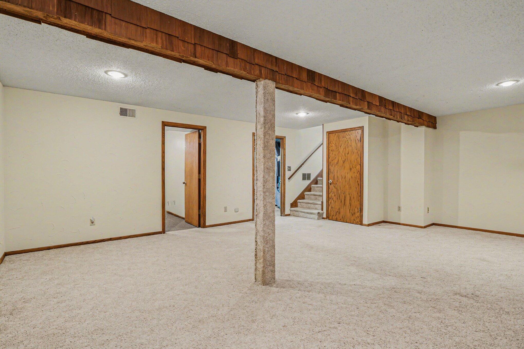50507 Pleasant Street Dowagiac MI 49047