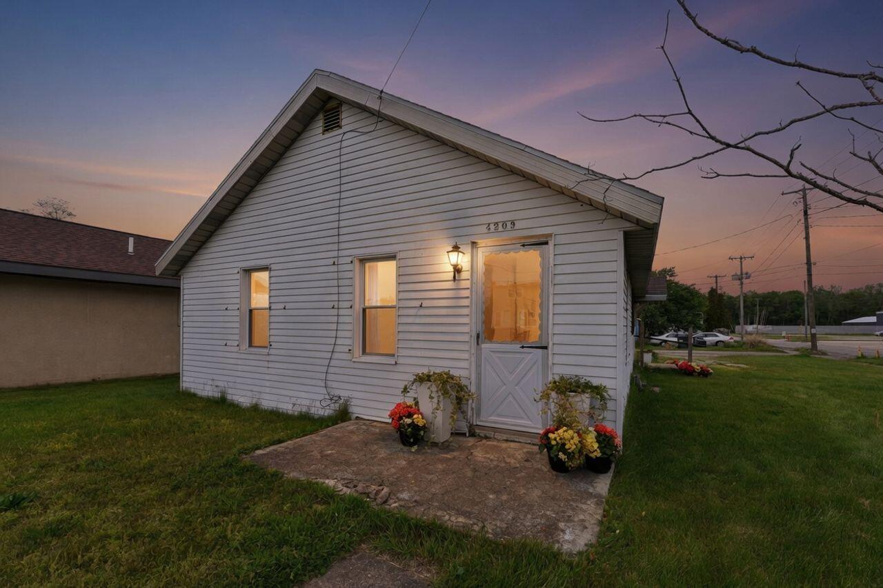 4209 Post Court Bridgman MI 49106